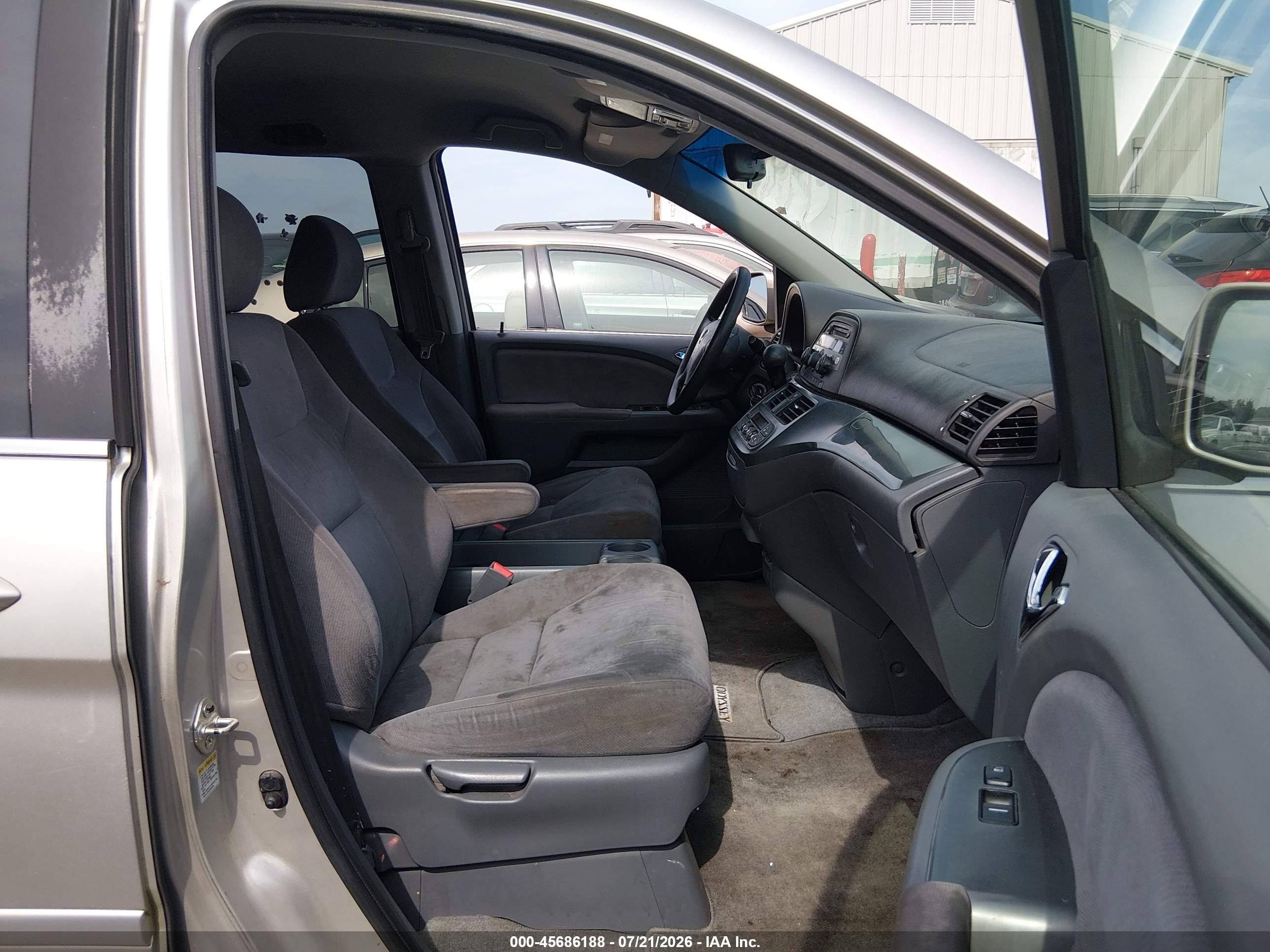 2007 Honda Odyssey Ex Silver vin: 5FNRL38477B410619