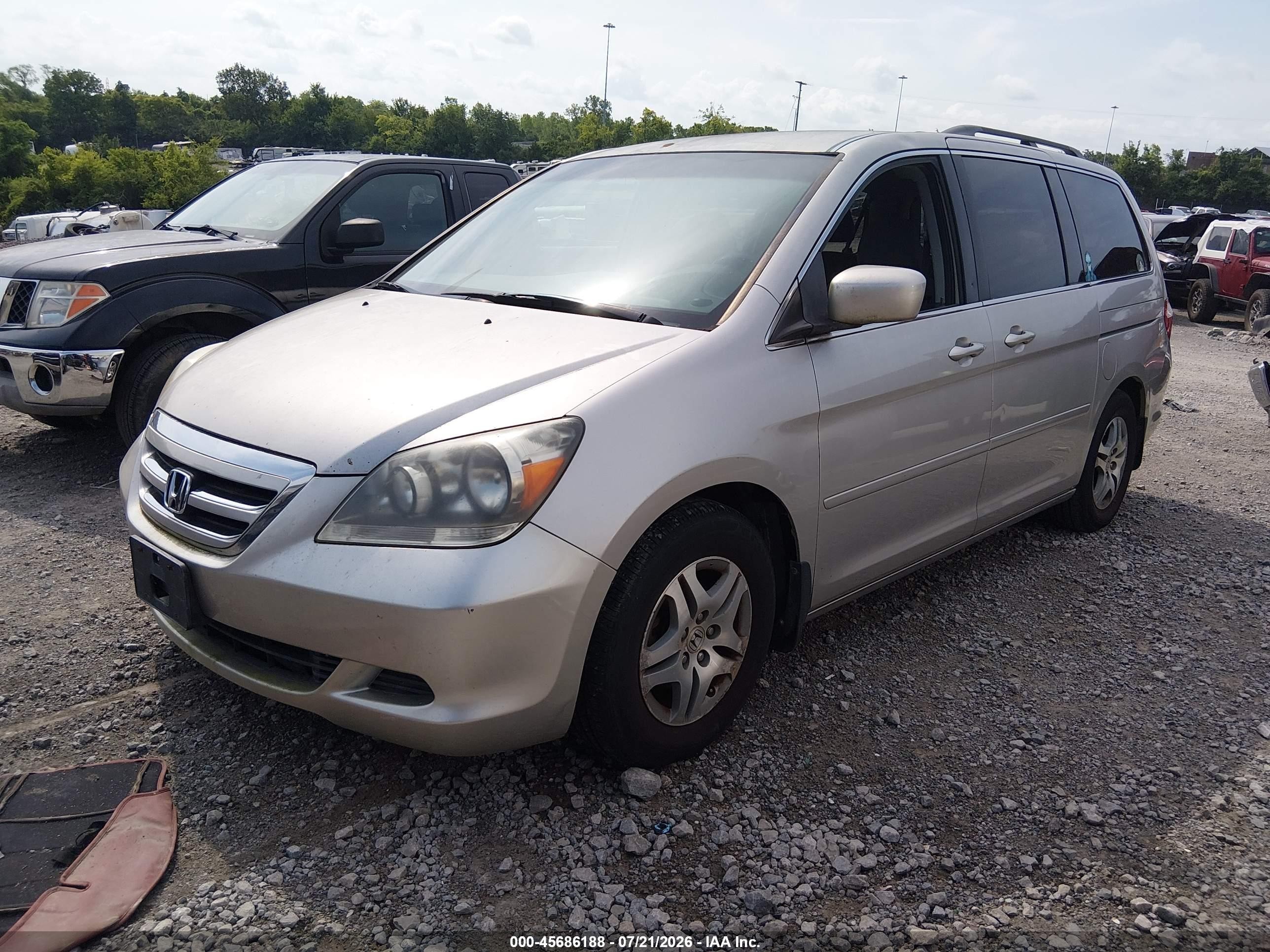 2007 Honda Odyssey Ex Silver vin: 5FNRL38477B410619