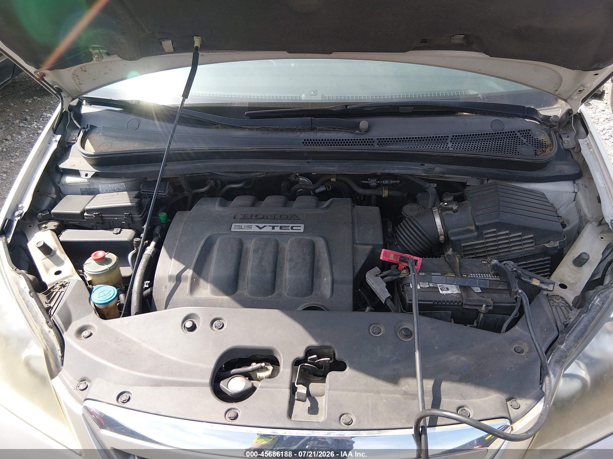 2007 Honda Odyssey Ex Silver vin: 5FNRL38477B410619