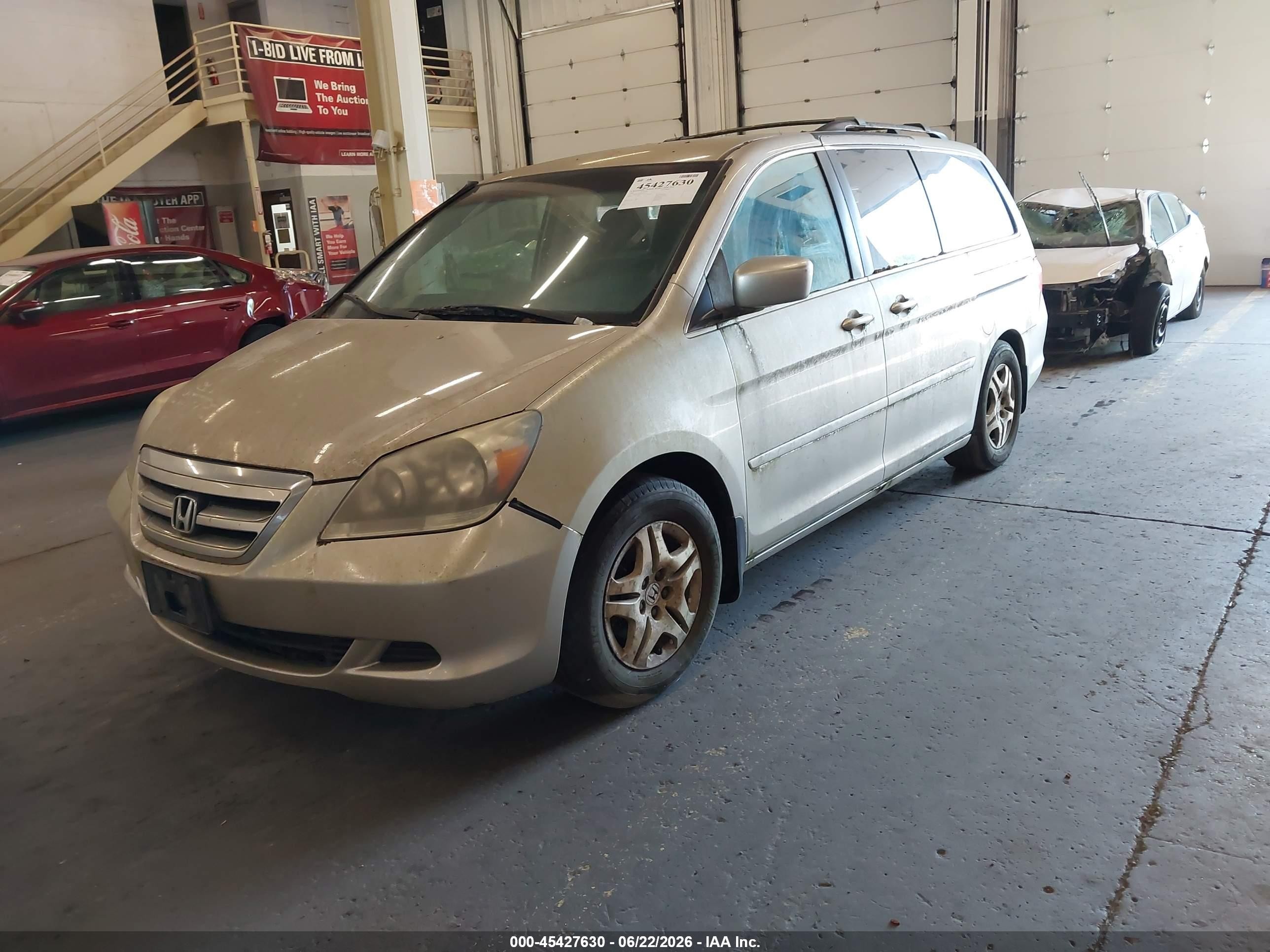 2005 Honda Odyssey Ex Silver vin: 5FNRL38485B016575