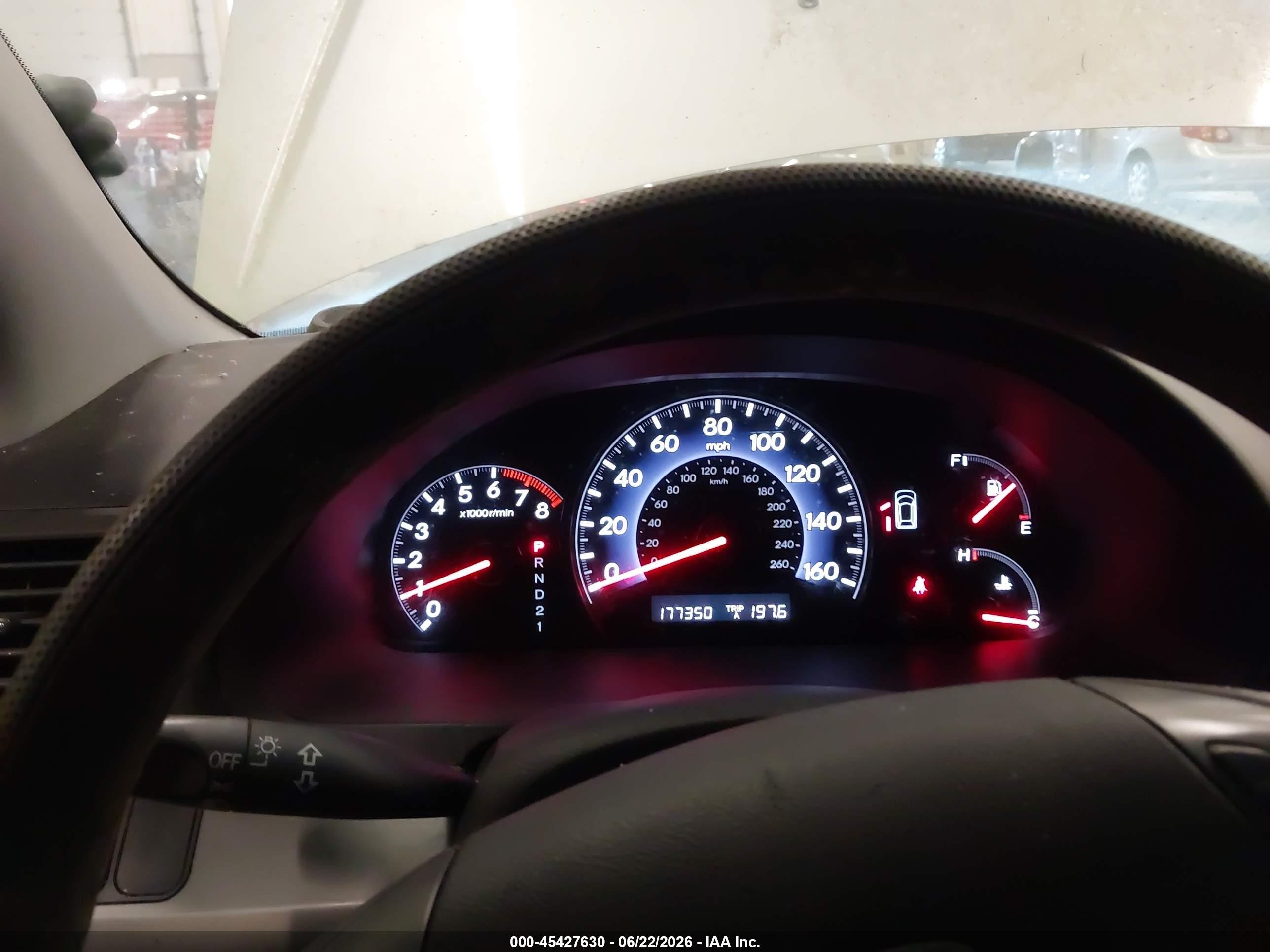 2005 Honda Odyssey Ex Silver vin: 5FNRL38485B016575