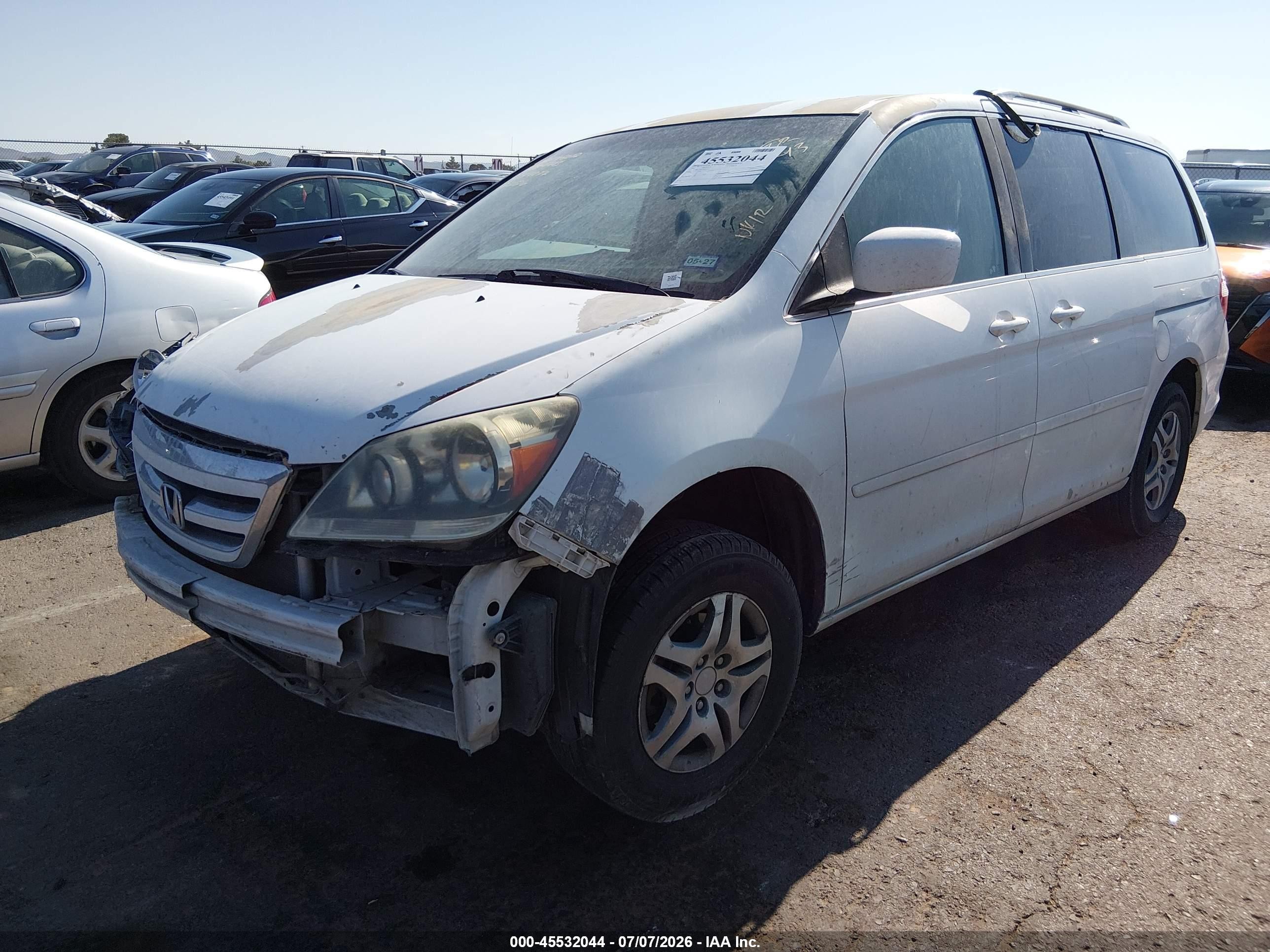 2007 Honda Odyssey Ex White vin: 5FNRL38487B036733