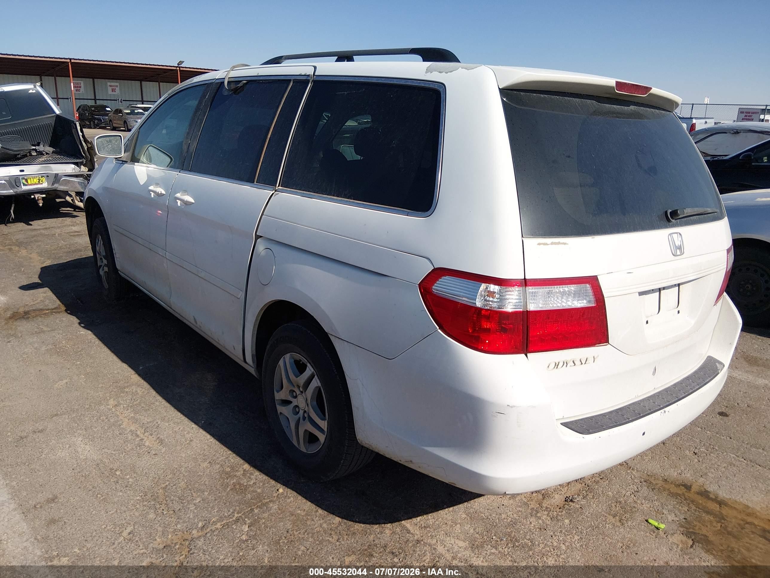 2007 Honda Odyssey Ex White vin: 5FNRL38487B036733