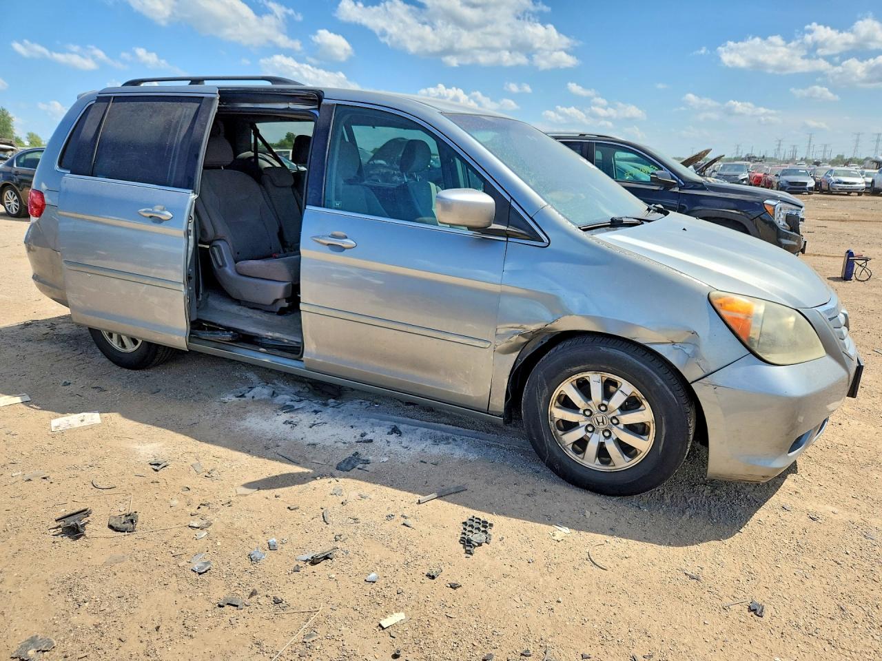 2008 Honda Odyssey Ex Silver vin: 5FNRL38488B101842