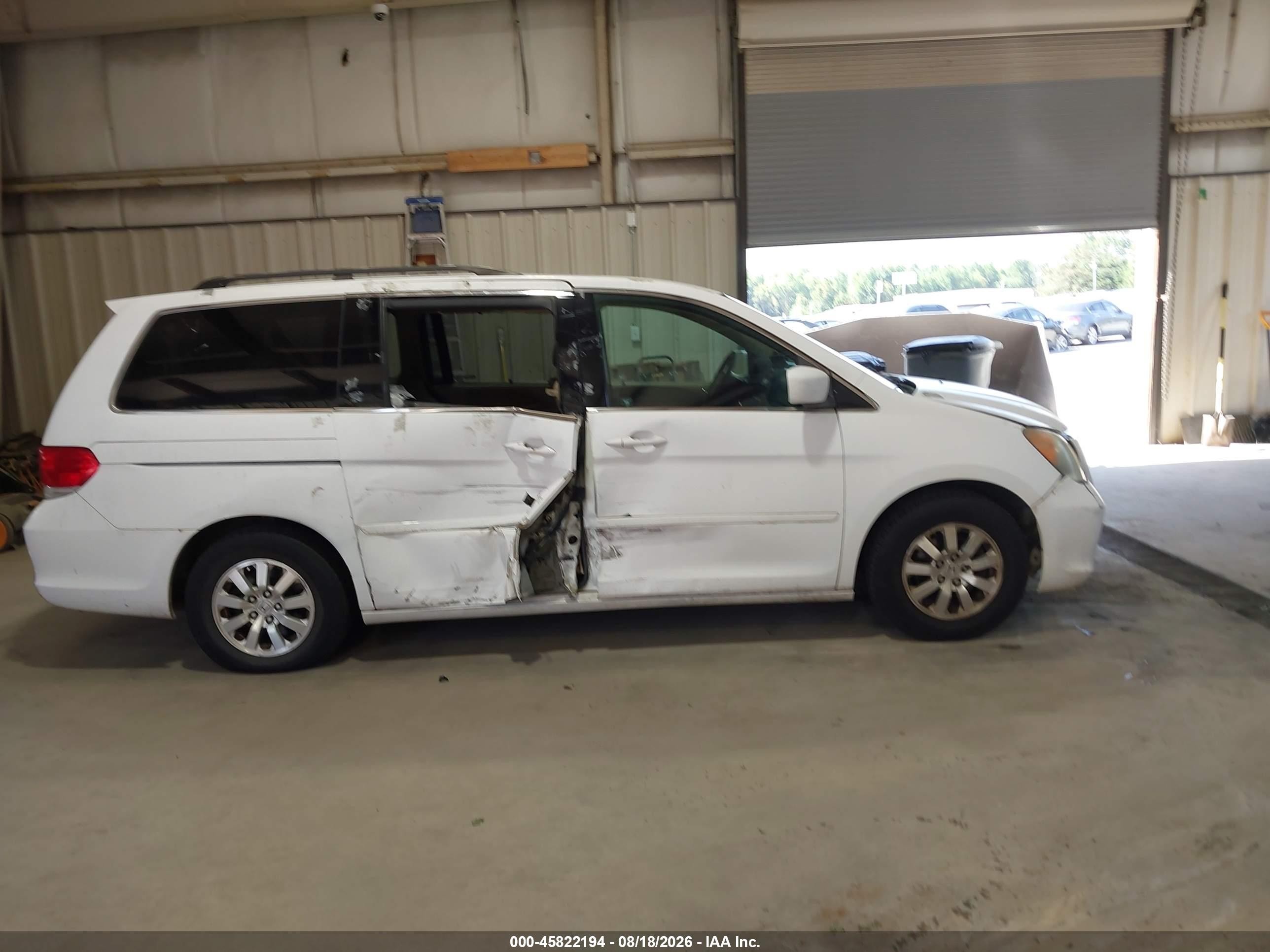 2008 Honda Odyssey Ex Белый vin: 5FNRL38488B108726