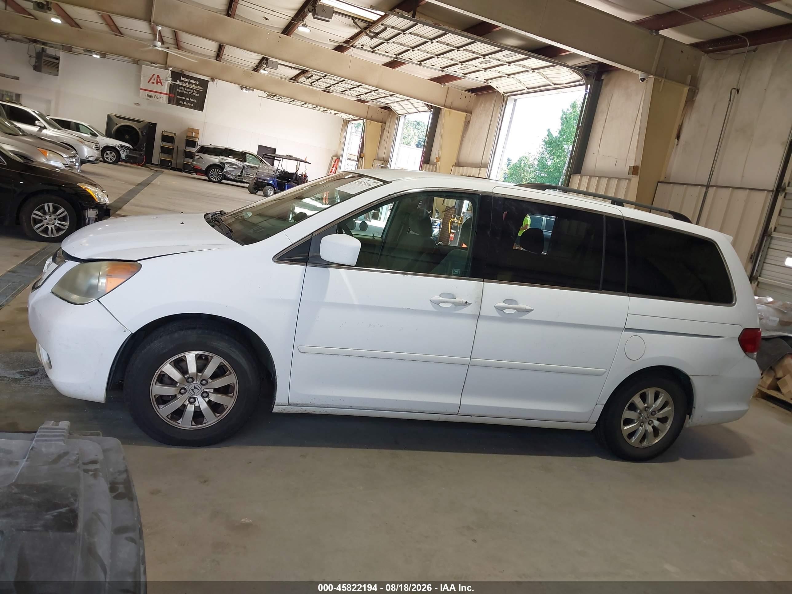2008 Honda Odyssey Ex Белый vin: 5FNRL38488B108726