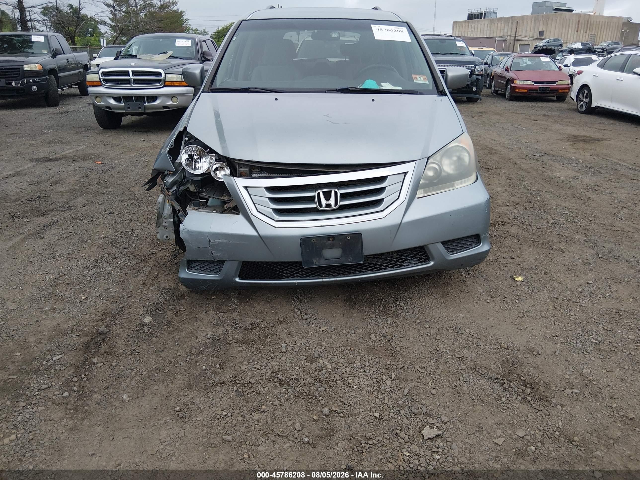 2008 Honda Odyssey Ex Silver vin: 5FNRL38488B112713