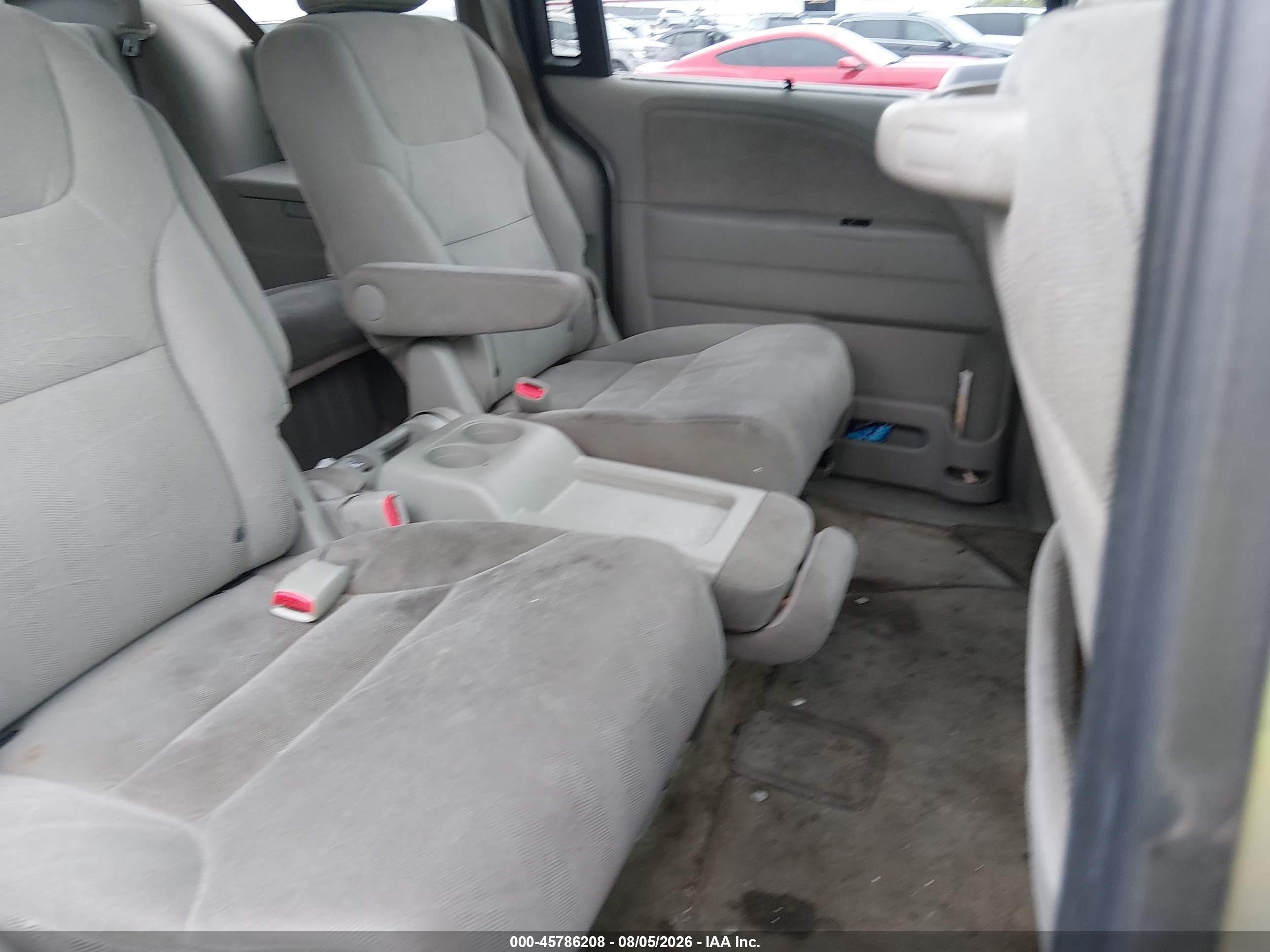 2008 Honda Odyssey Ex Silver vin: 5FNRL38488B112713