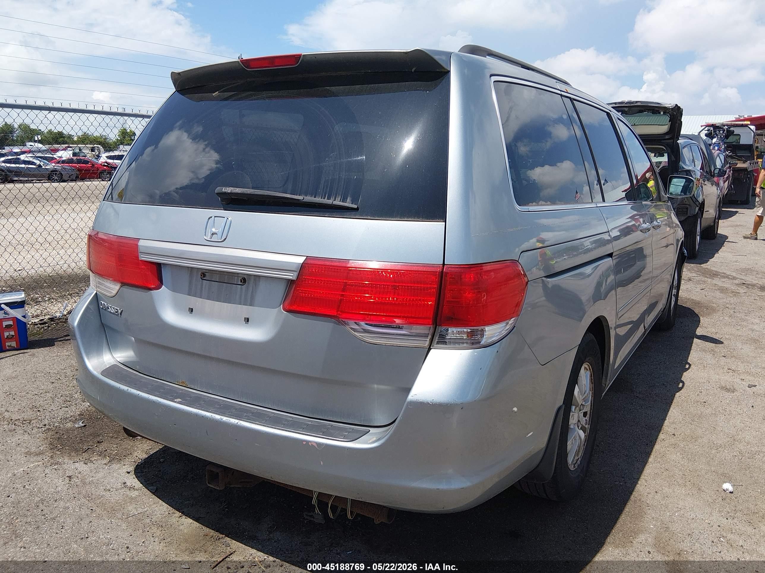 2009 Honda Odyssey Ex Silver vin: 5FNRL38489B019031