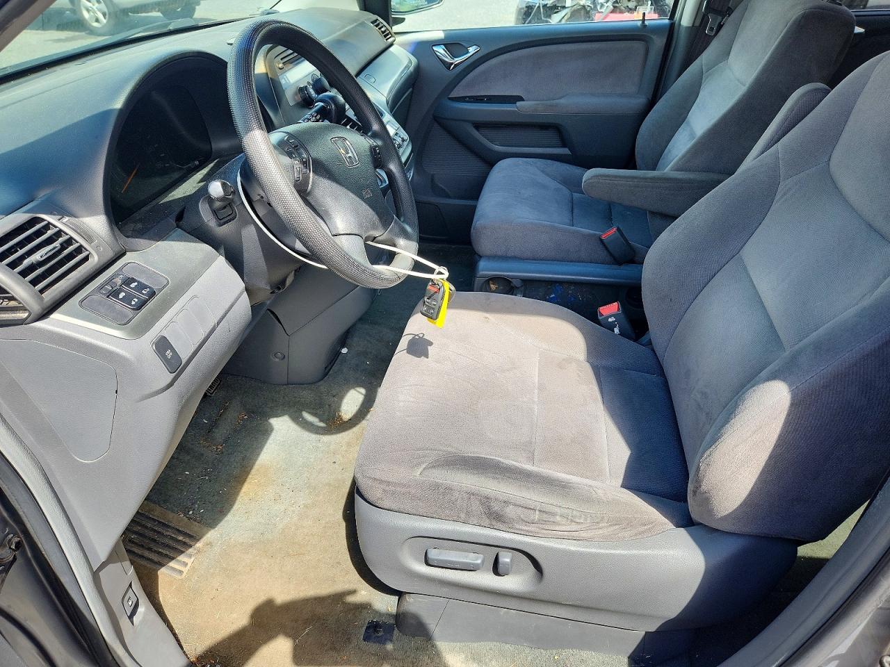 2006 Honda Odyssey Ex Silver vin: 5FNRL38496B048730