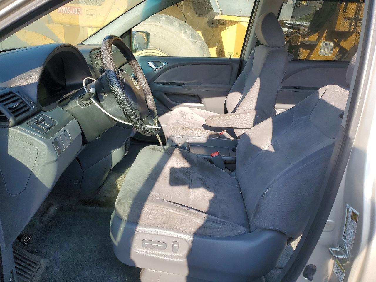 2007 Honda Odyssey Ex Silver vin: 5FNRL38497B403235