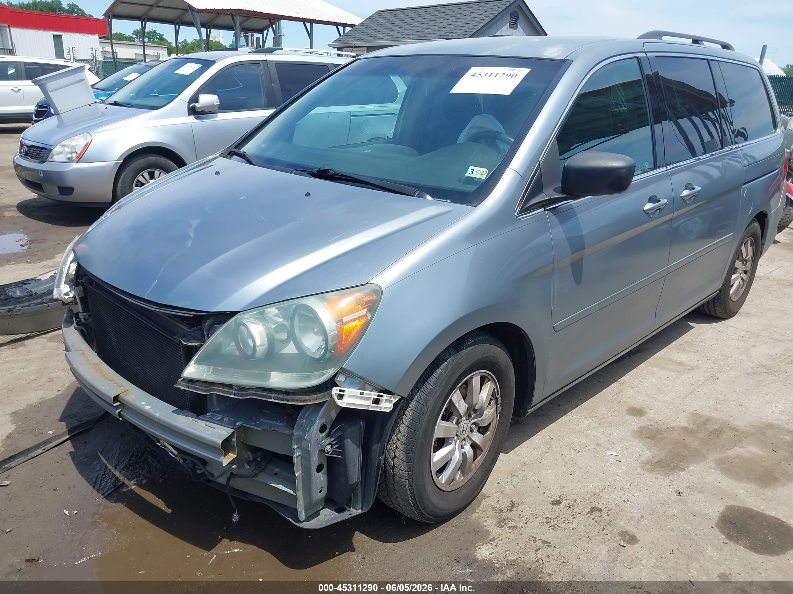 2008 Honda Odyssey Ex Silver vin: 5FNRL38498B010949