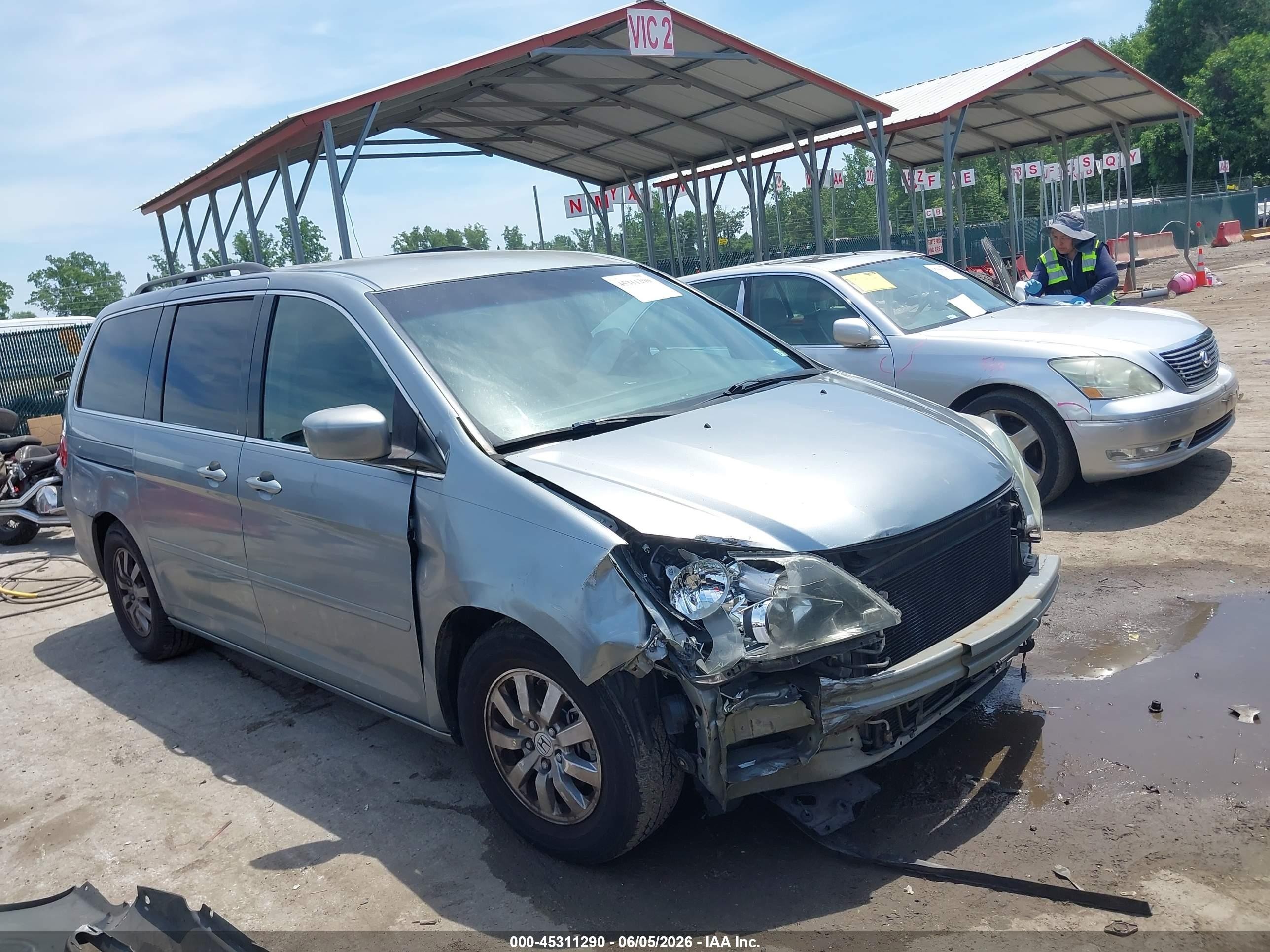 2008 Honda Odyssey Ex Серебряный vin: 5FNRL38498B010949
