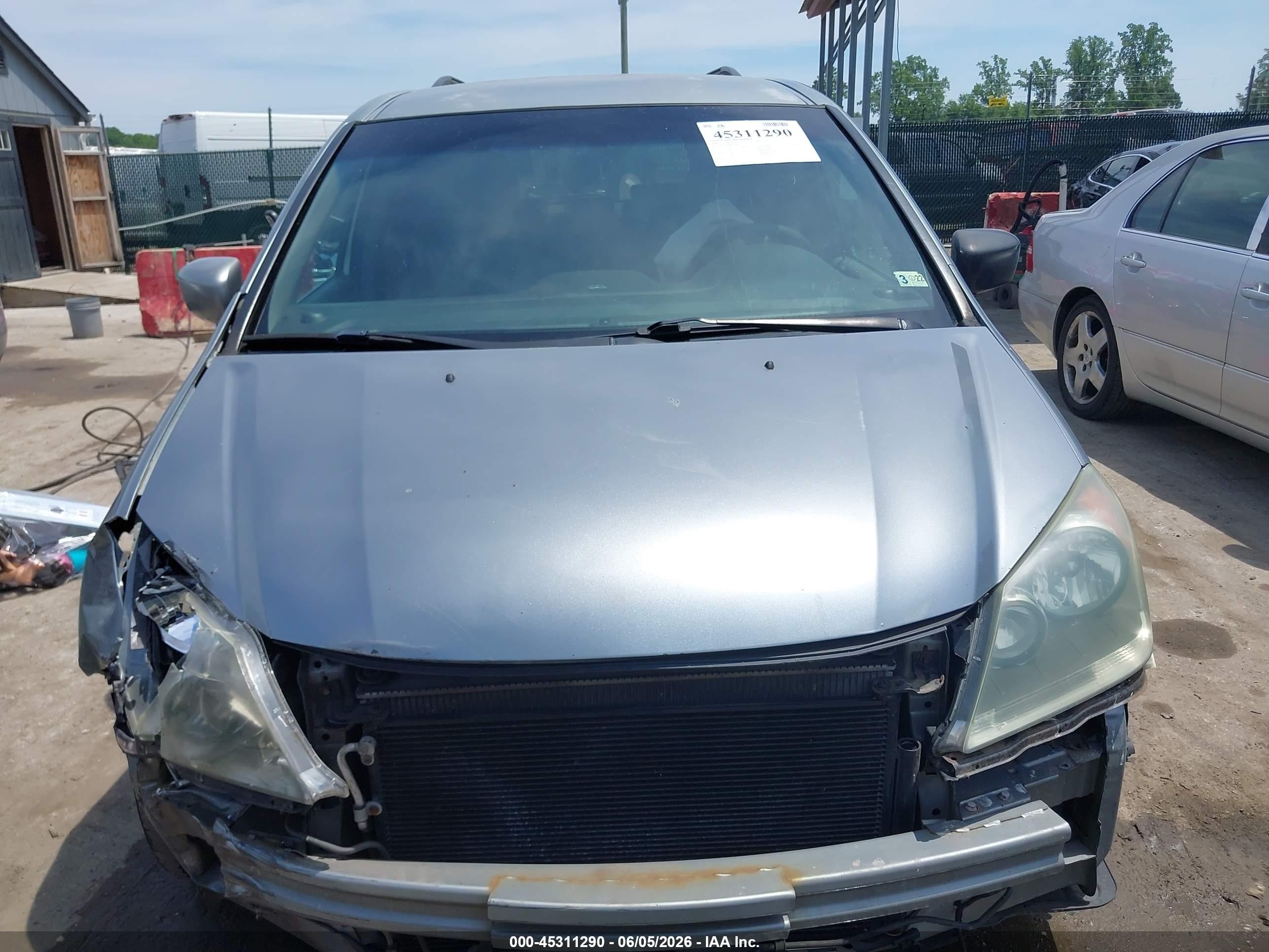 2008 Honda Odyssey Ex Silver vin: 5FNRL38498B010949