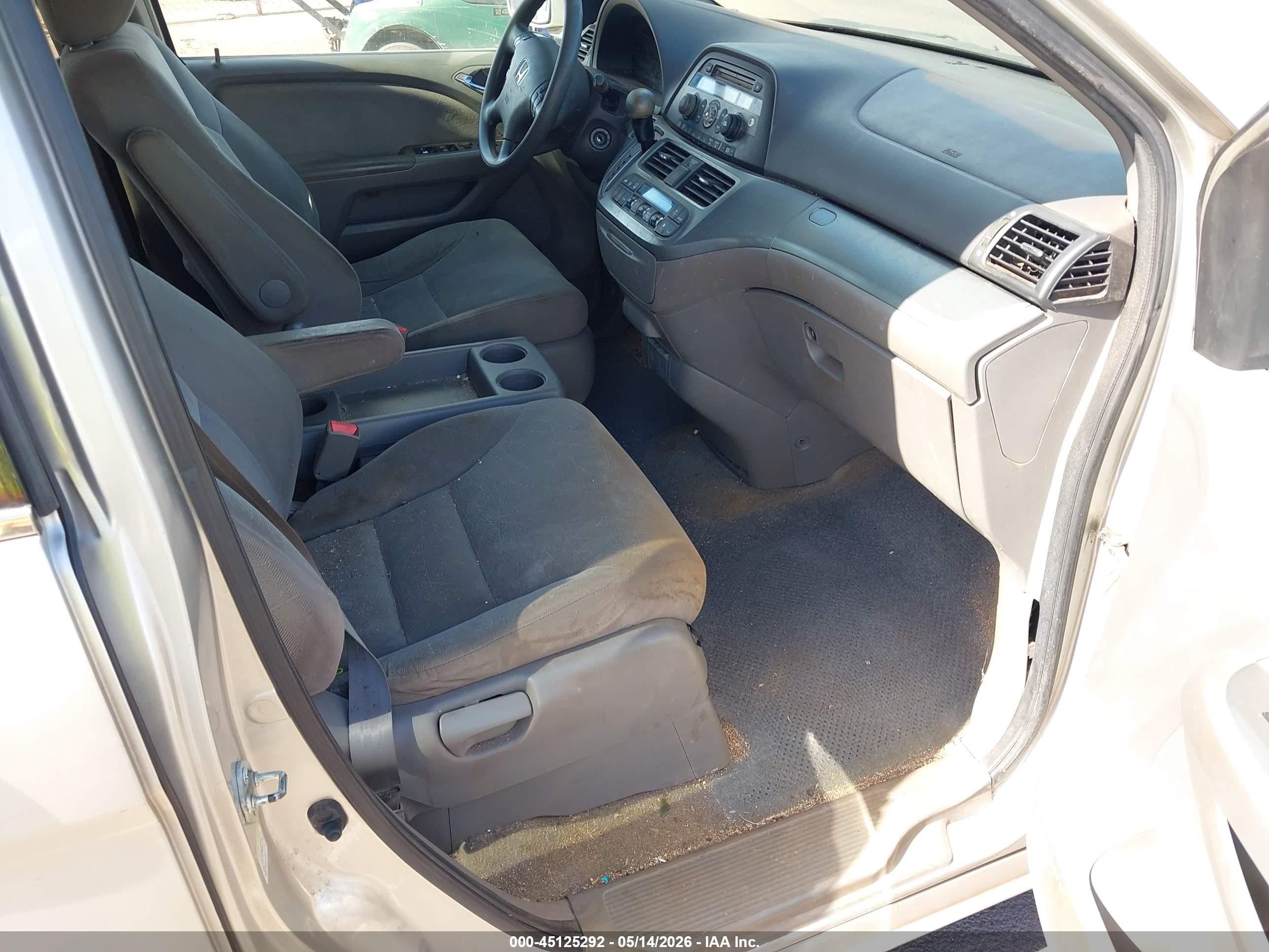 2008 Honda Odyssey Ex Silver vin: 5FNRL38498B018727