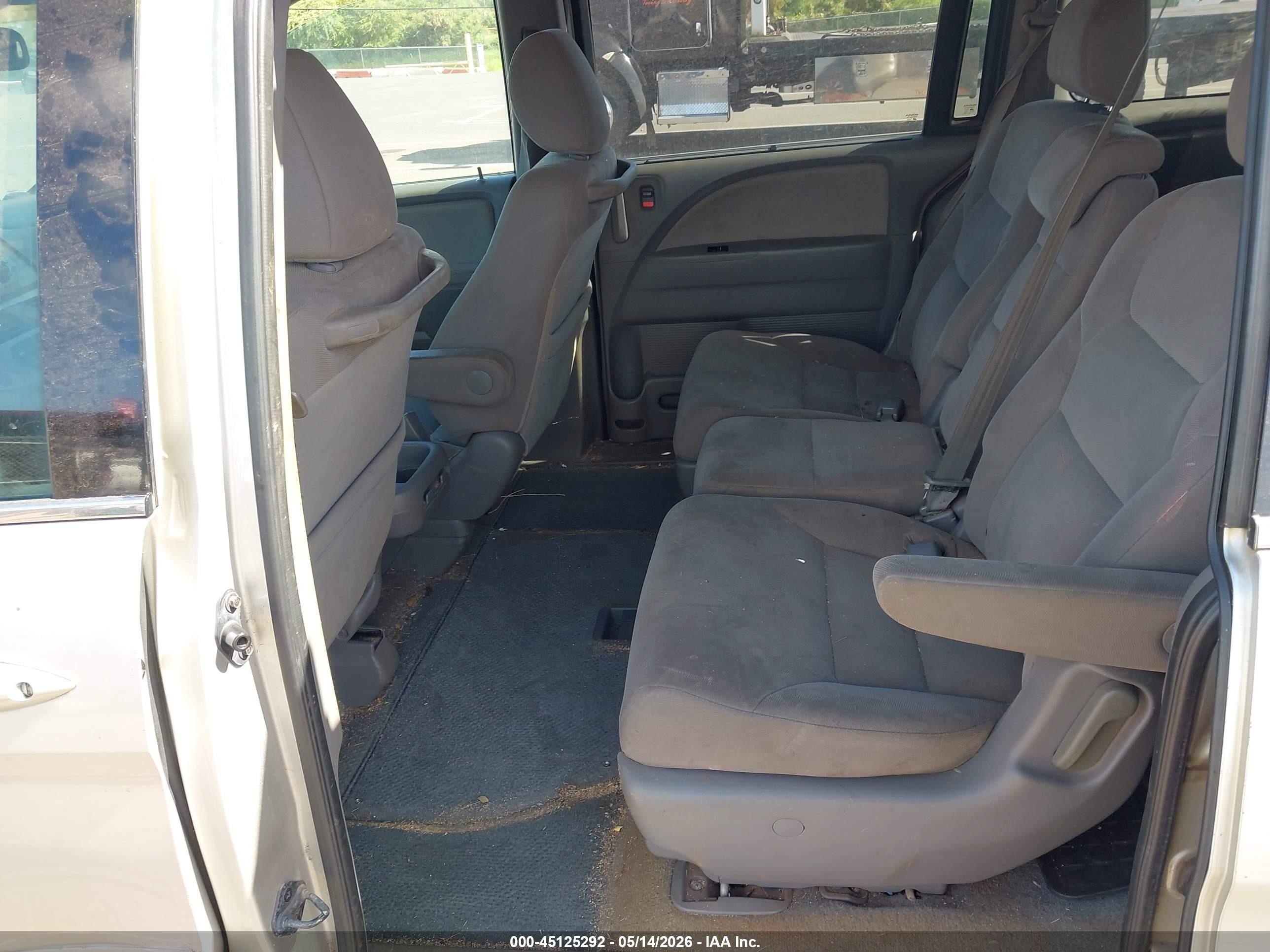 2008 Honda Odyssey Ex Silver vin: 5FNRL38498B018727