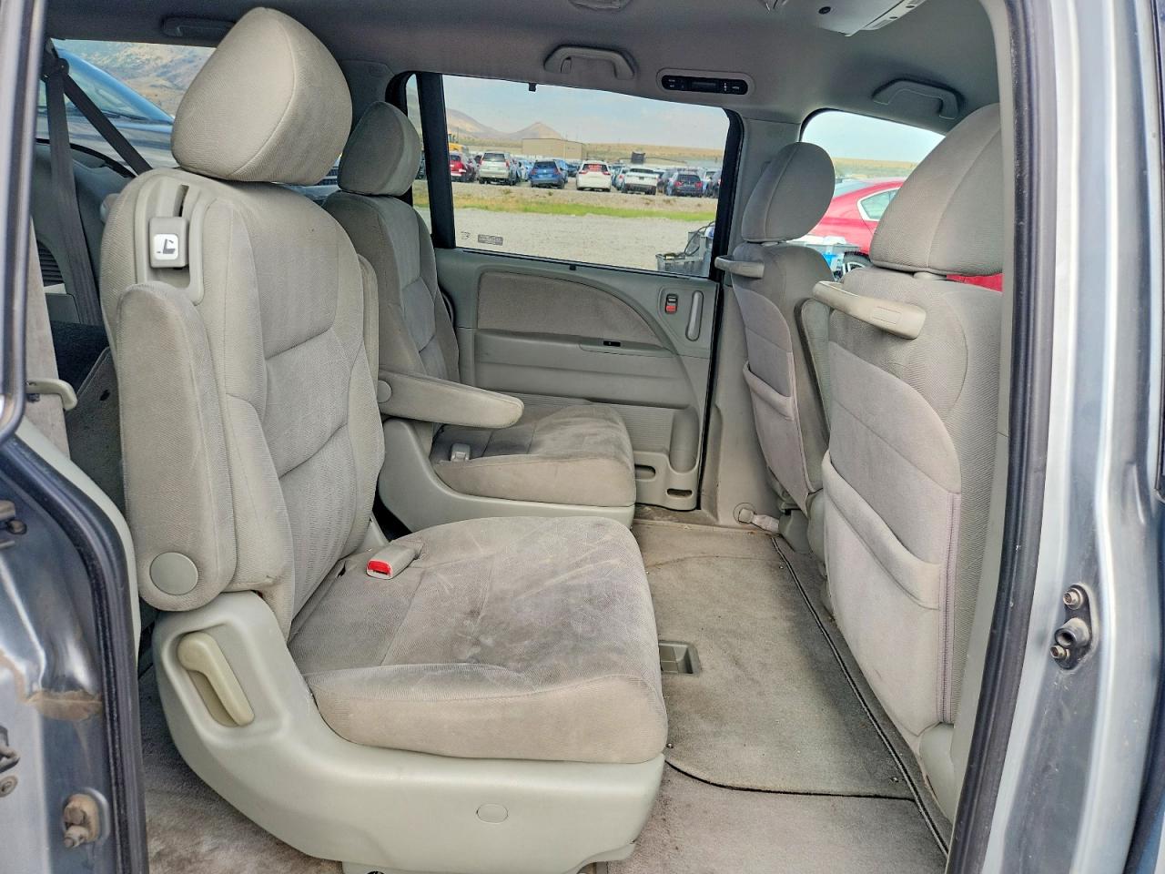 2008 Honda Odyssey Ex Silver vin: 5FNRL38498B029887