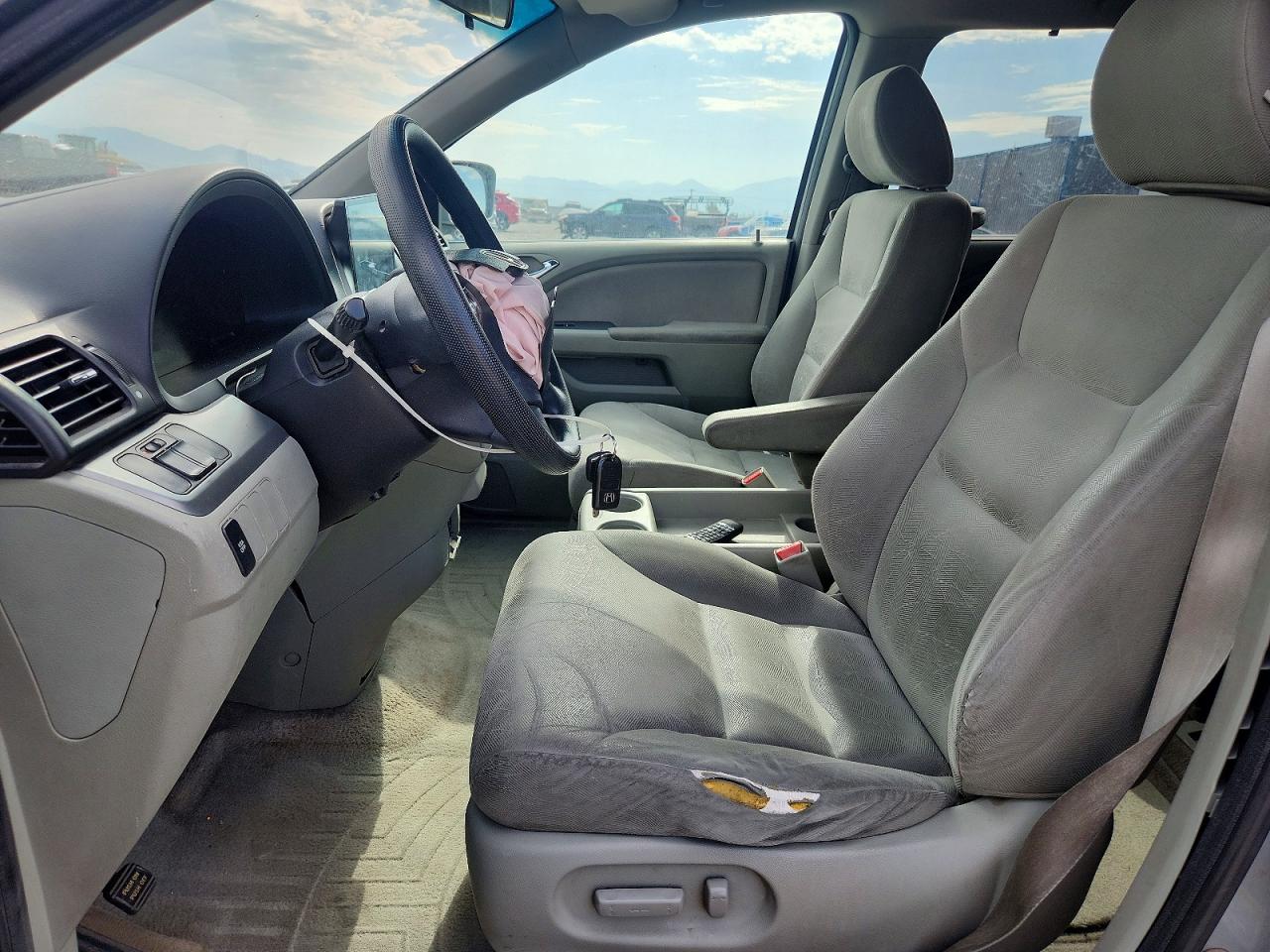2008 Honda Odyssey Ex Silver vin: 5FNRL38498B029887