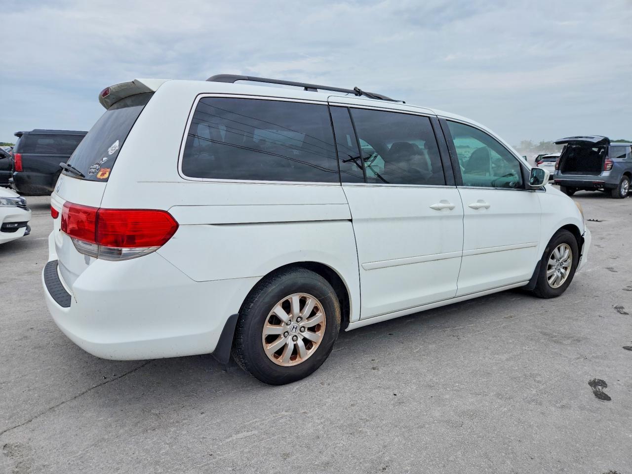 2008 Honda Odyssey Ex White vin: 5FNRL38498B079883