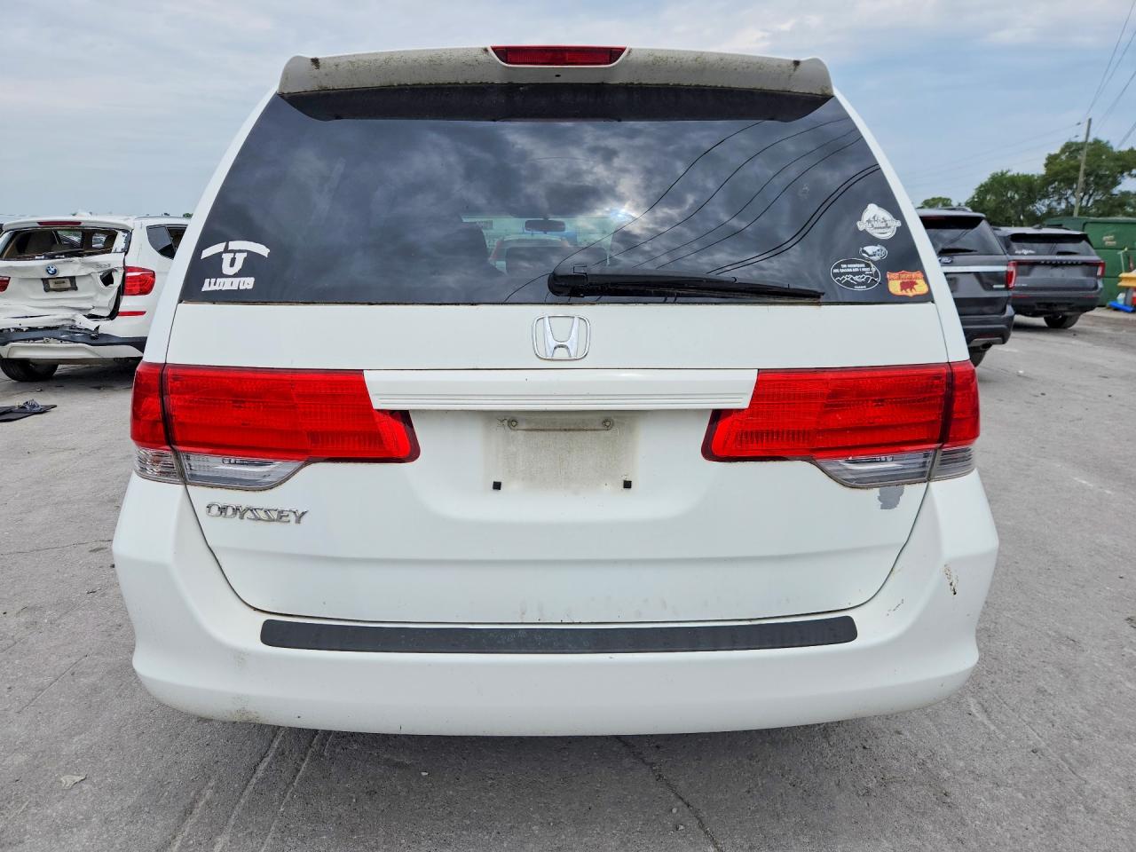 2008 Honda Odyssey Ex White vin: 5FNRL38498B079883