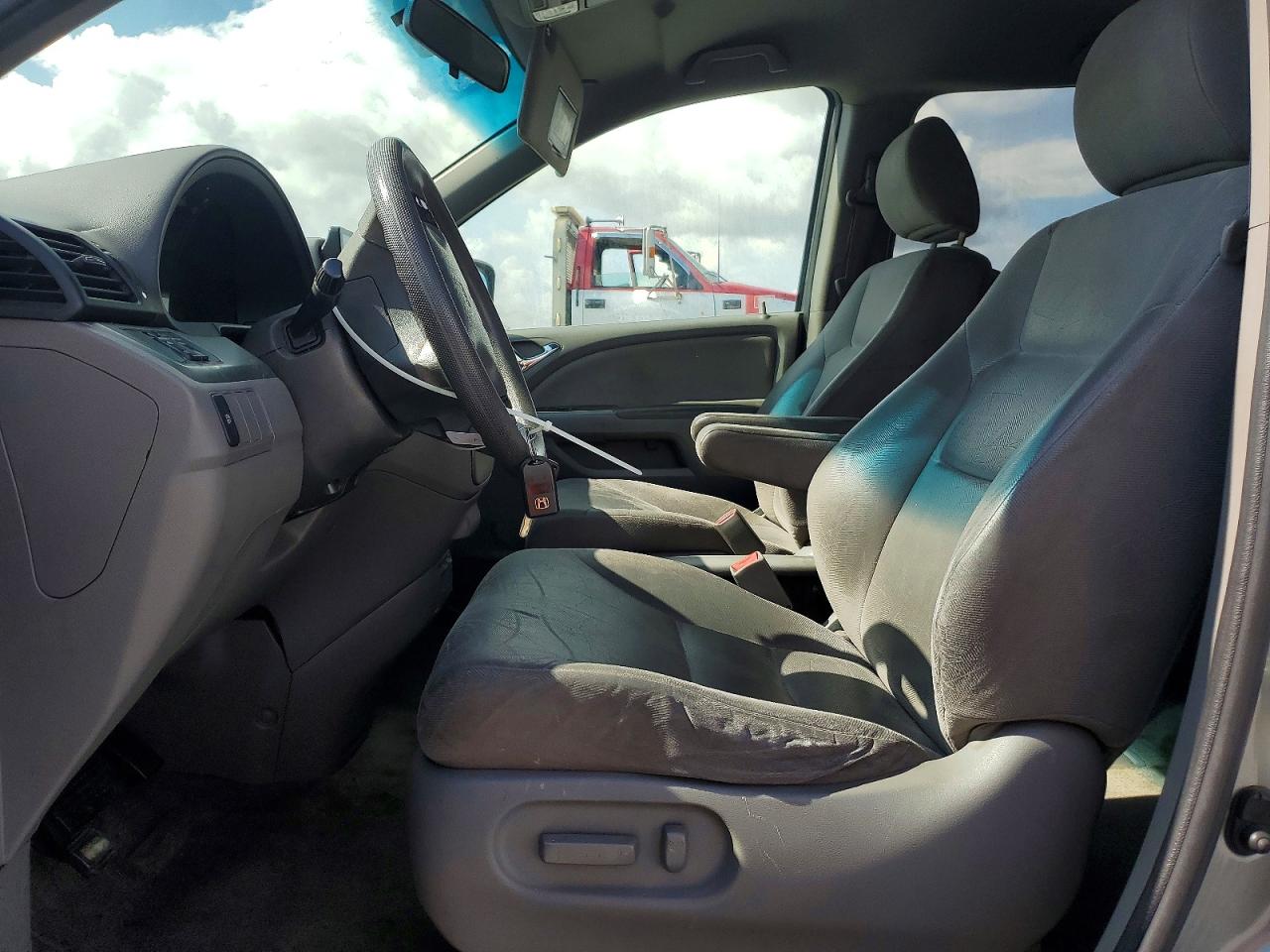 2009 Honda Odyssey Ex Silver vin: 5FNRL38499B408308