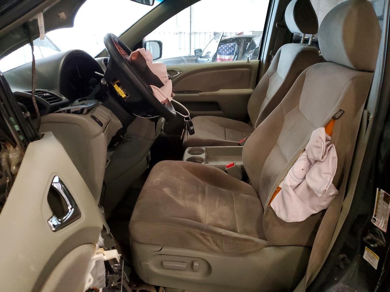 2005 Honda Odyssey Gray vin: 5FNRL384X5B011409