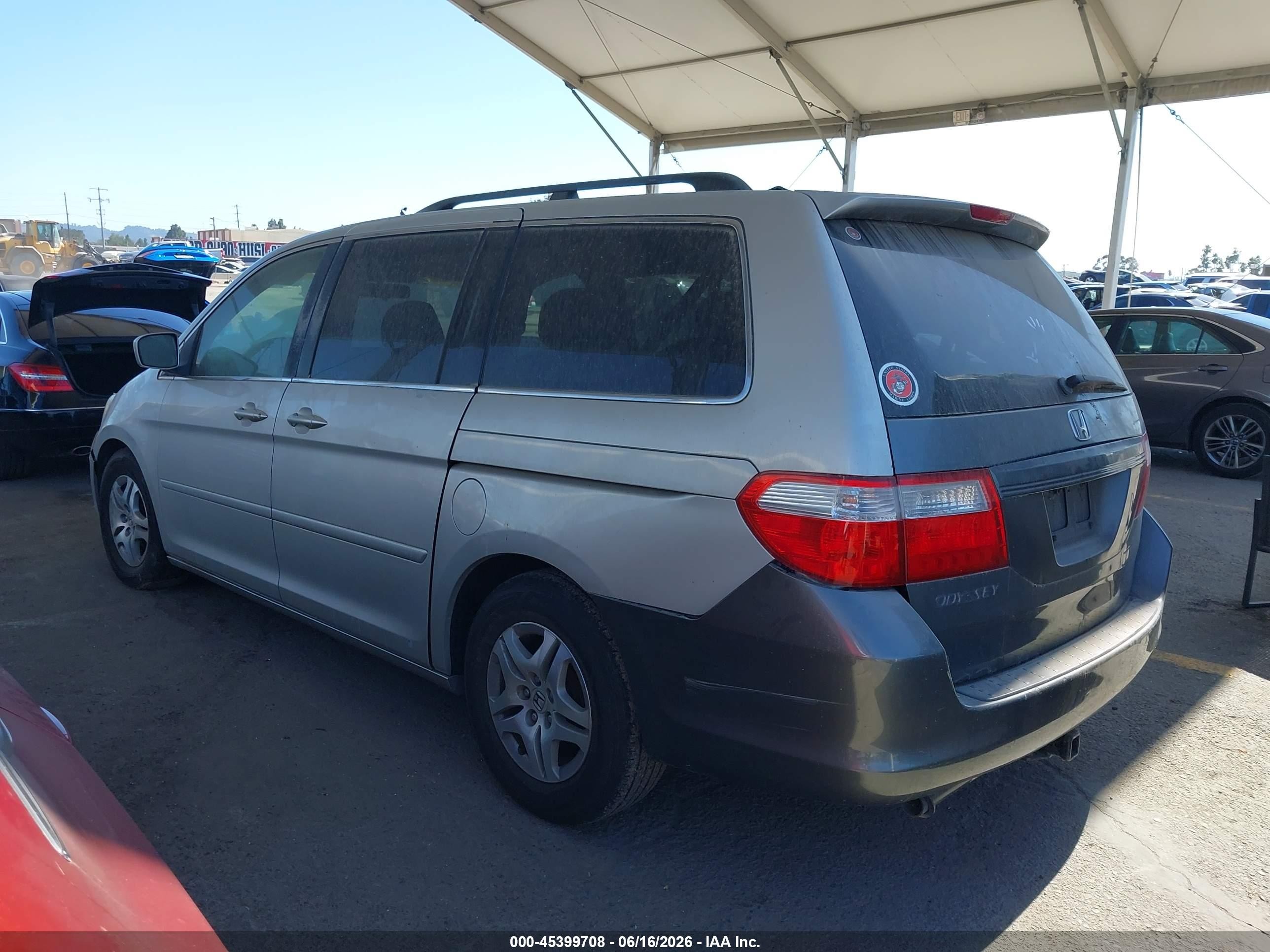 2005 Honda Odyssey Ex Серебряный vin: 5FNRL384X5B029067