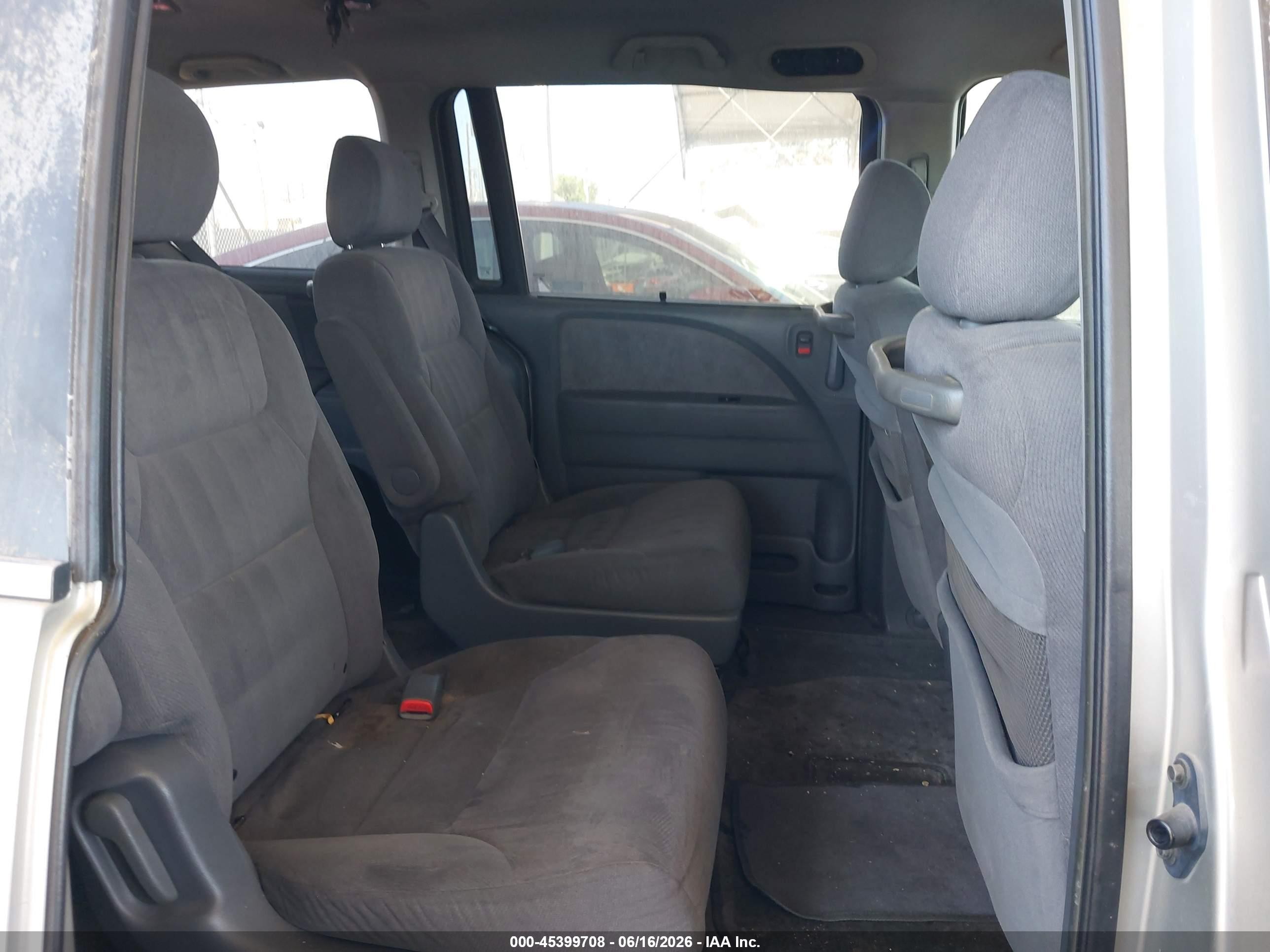 2005 Honda Odyssey Ex Серебряный vin: 5FNRL384X5B029067