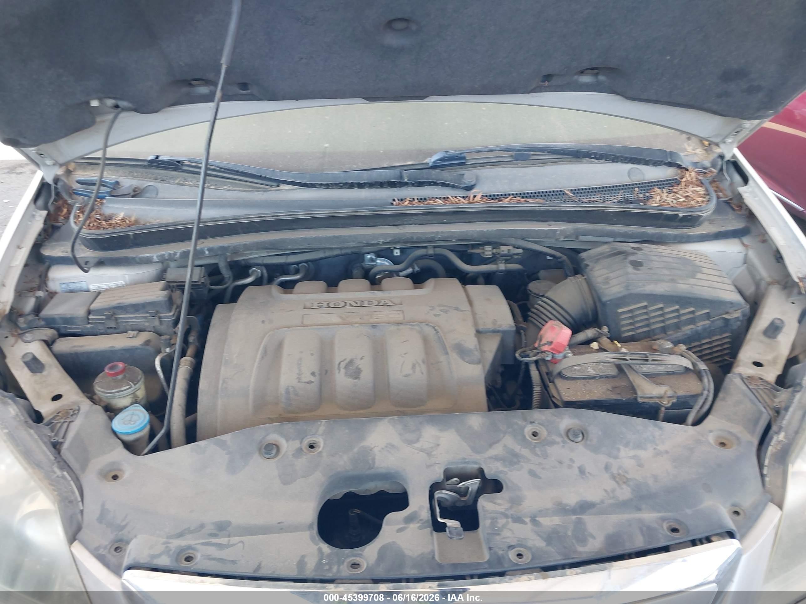2005 Honda Odyssey Ex Серебряный vin: 5FNRL384X5B029067