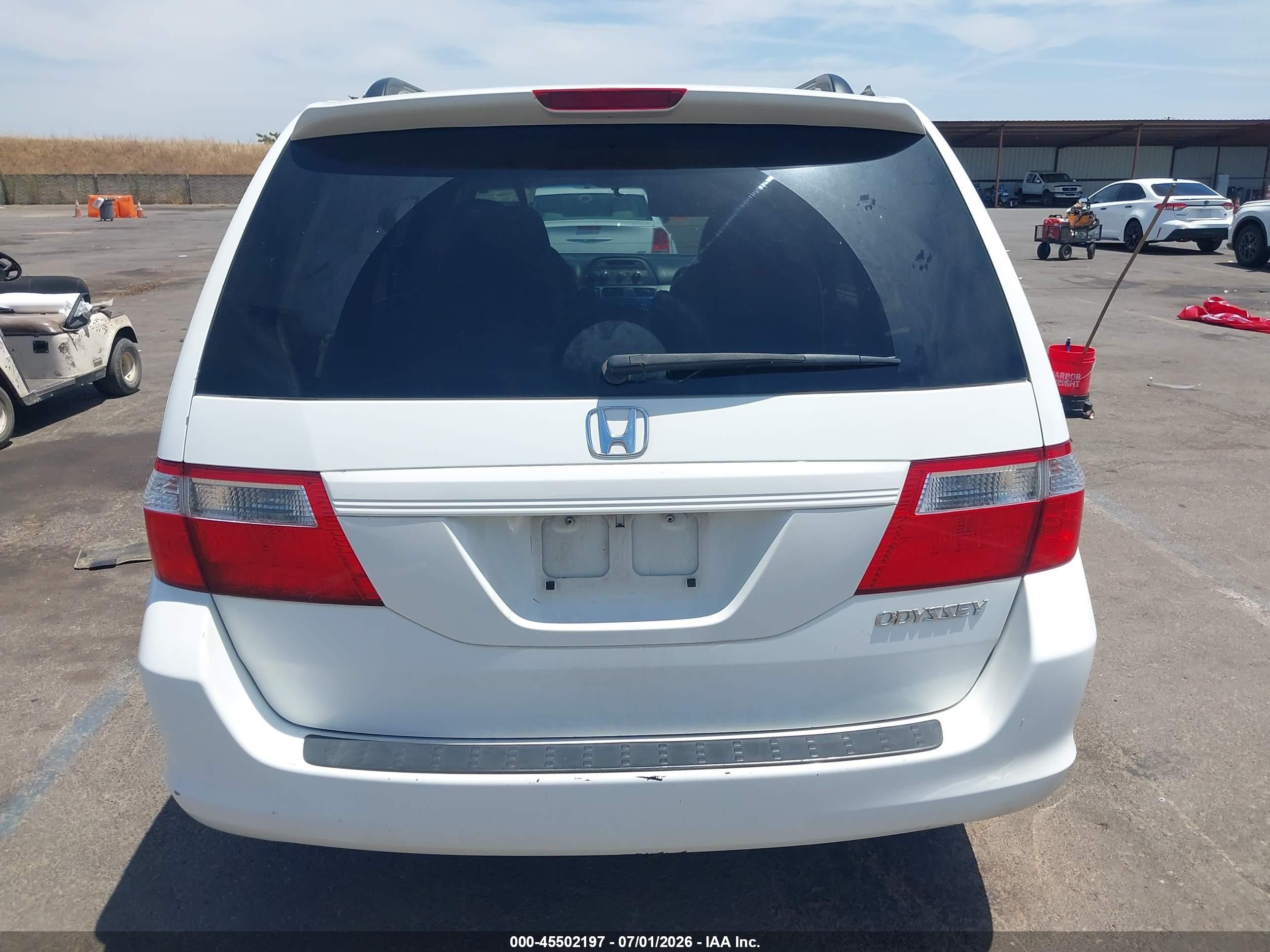 2005 Honda Odyssey Ex Белый vin: 5FNRL384X5B411793