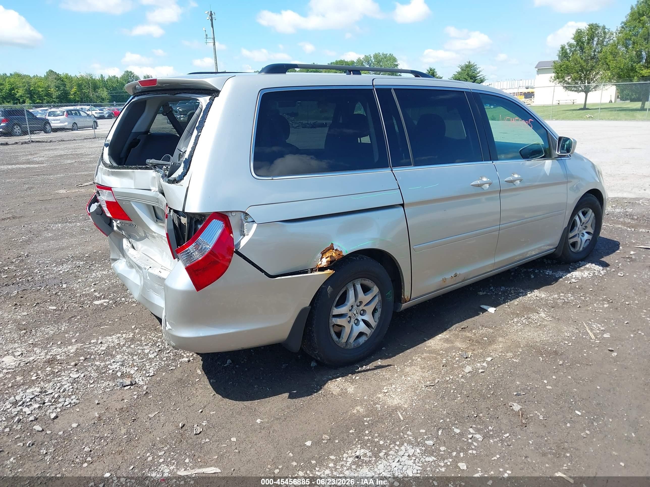 2006 Honda Odyssey Ex Silver vin: 5FNRL384X6B405204