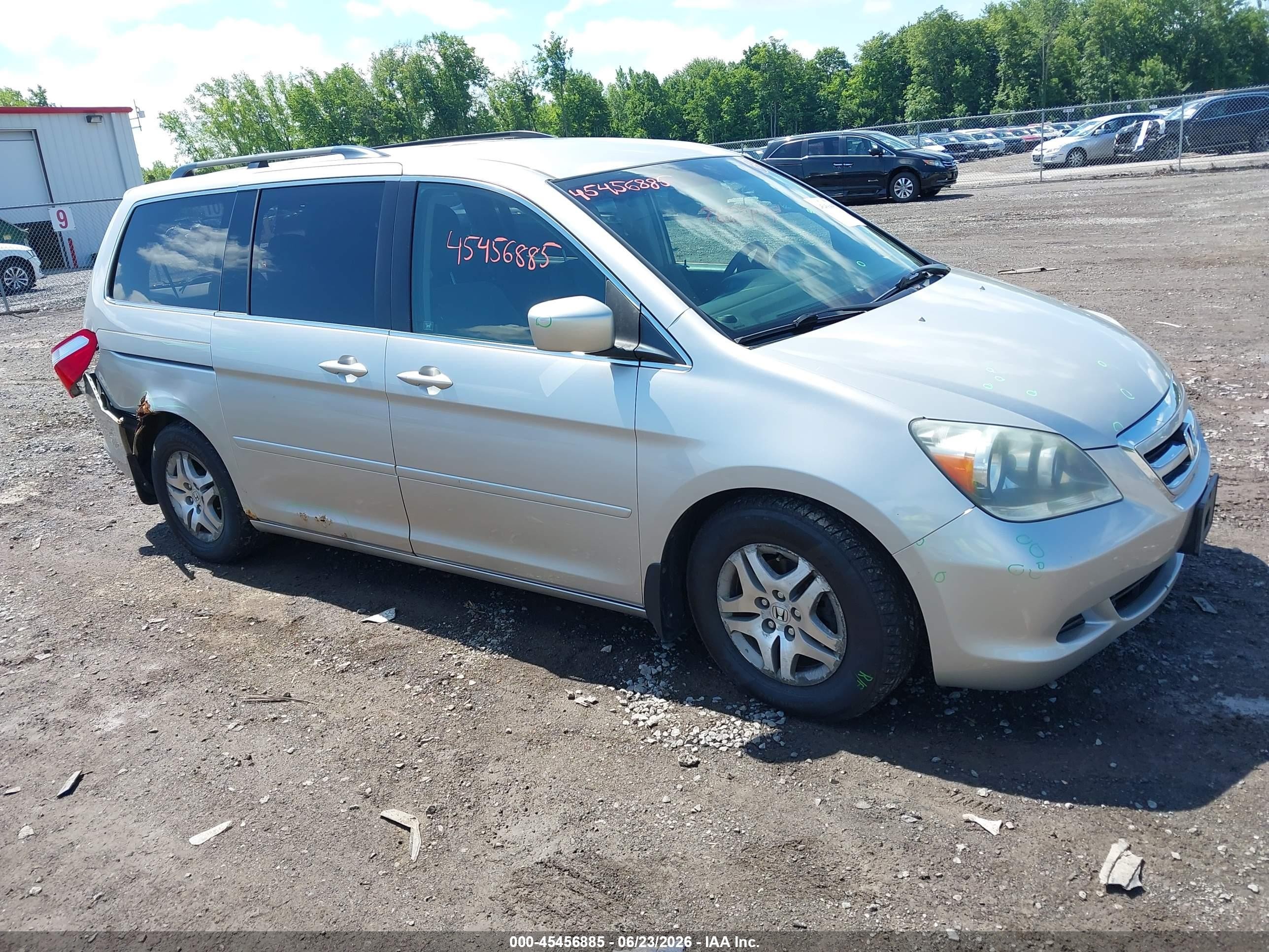 2006 Honda Odyssey Ex Silver vin: 5FNRL384X6B405204