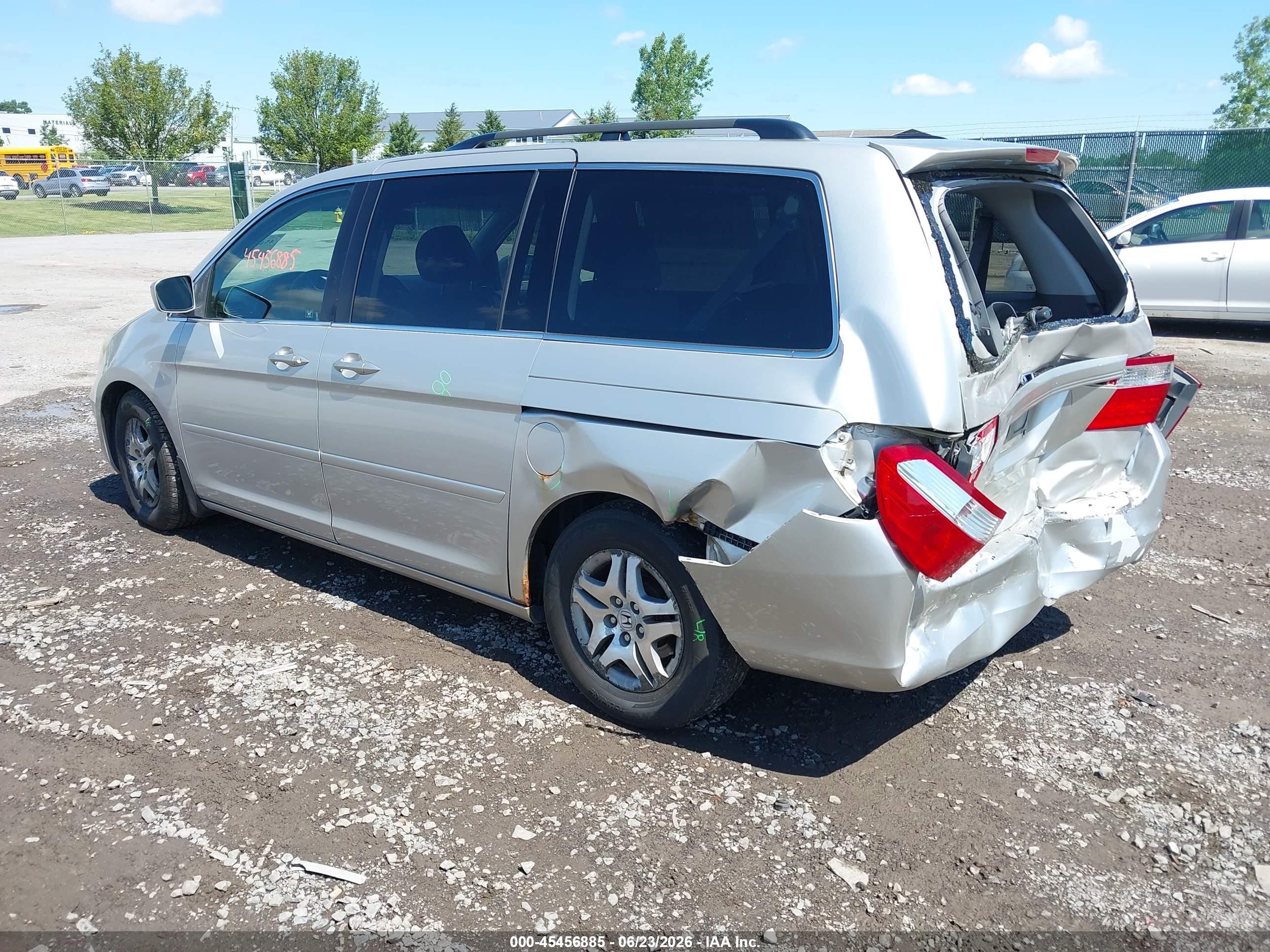 2006 Honda Odyssey Ex Silver vin: 5FNRL384X6B405204