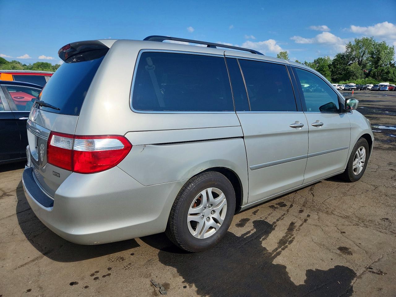 2006 Honda Odyssey Ex Silver vin: 5FNRL384X6B413092
