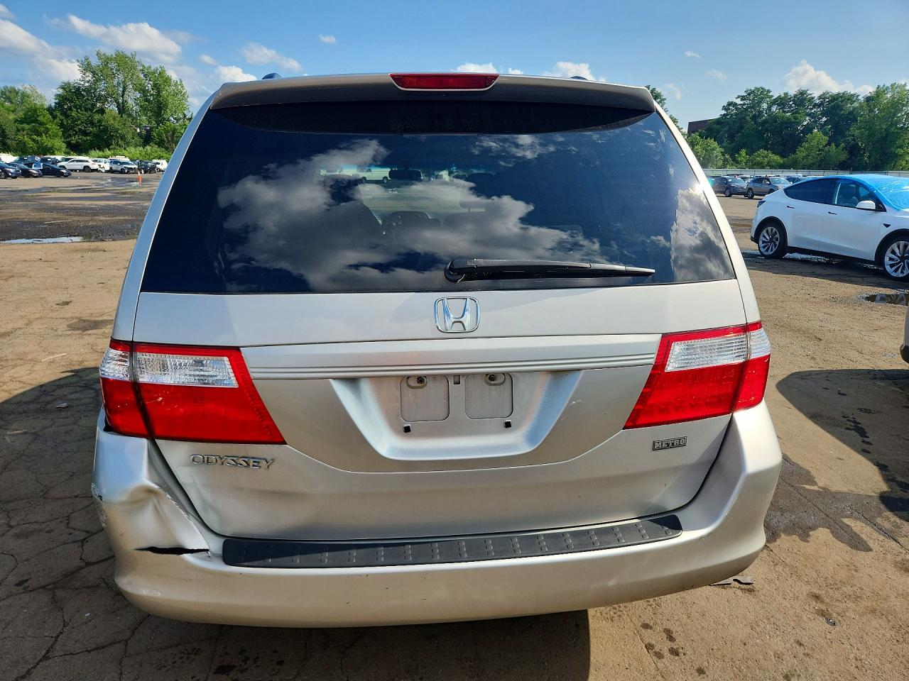 2006 Honda Odyssey Ex Silver vin: 5FNRL384X6B413092