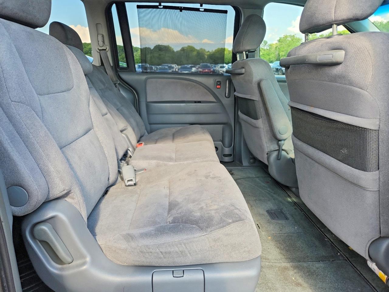 2006 Honda Odyssey Ex Silver vin: 5FNRL384X6B413092