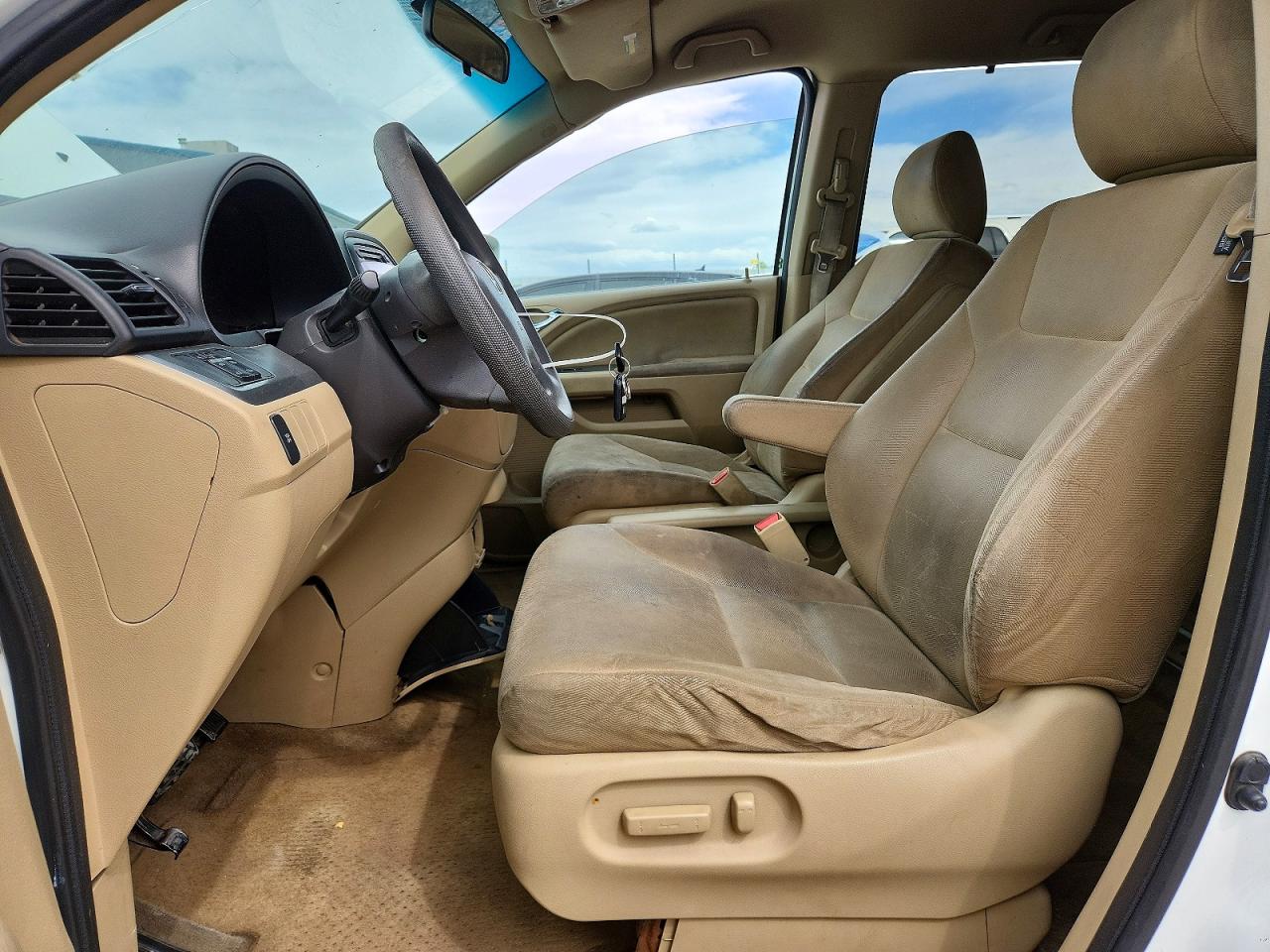 2008 Honda Odyssey Ex Белый vin: 5FNRL384X8B048318