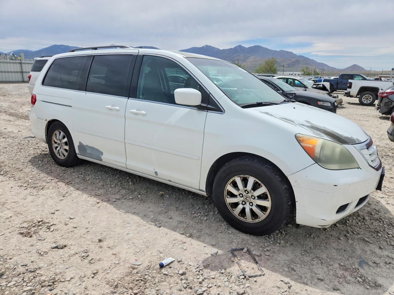 2008 Honda Odyssey Ex Белый vin: 5FNRL384X8B048318