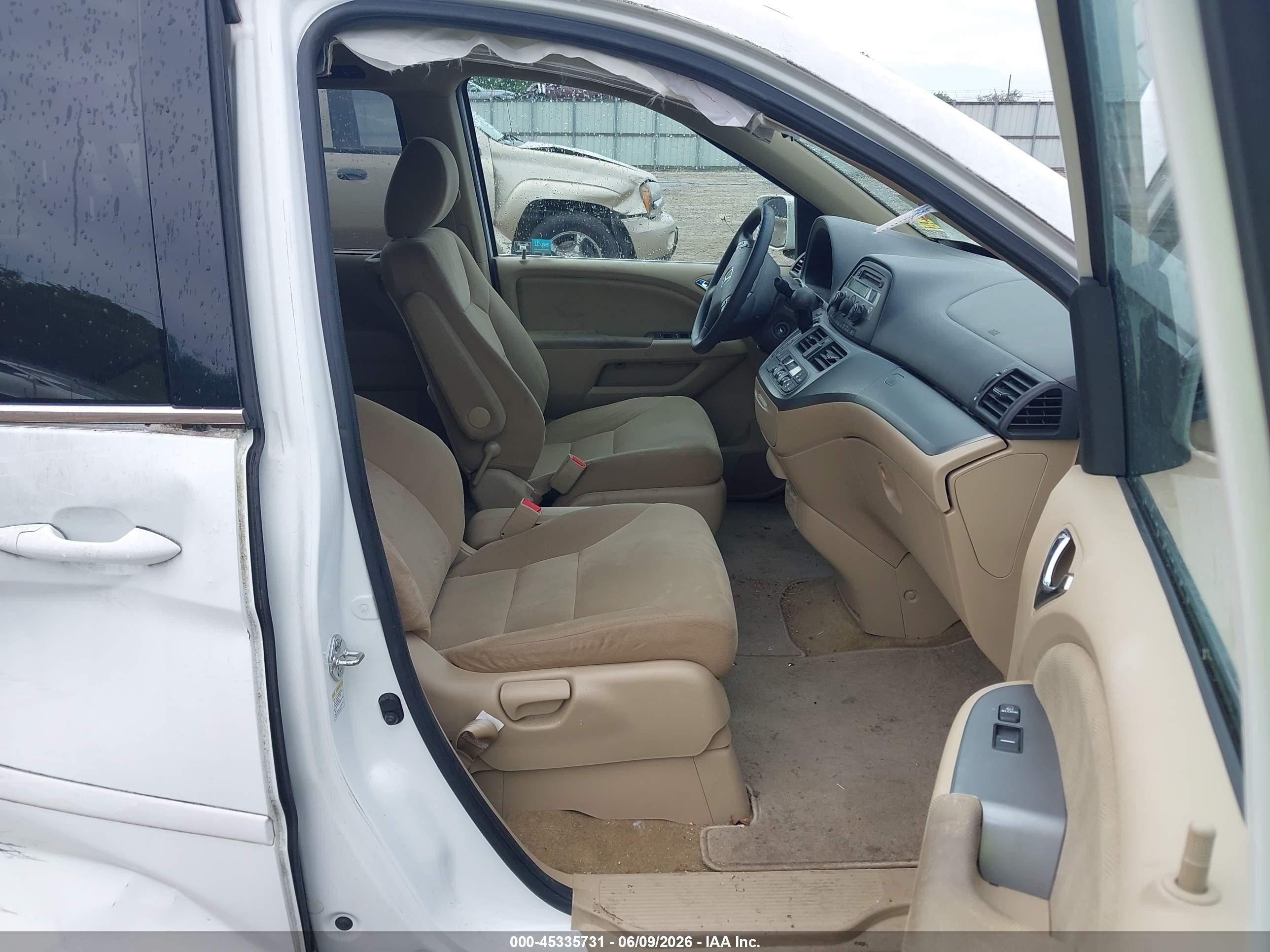 2008 Honda Odyssey Ex White vin: 5FNRL384X8B095090
