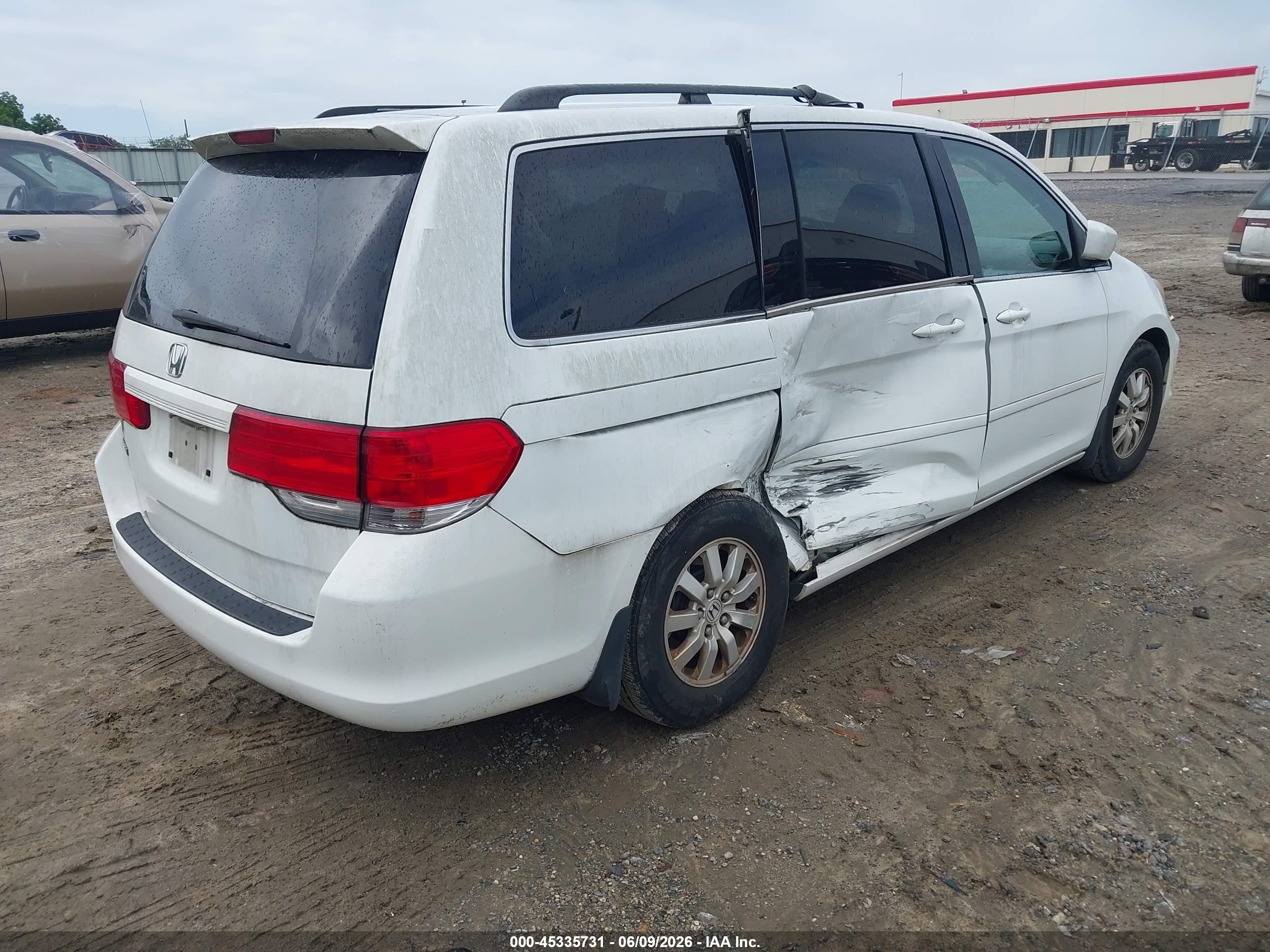 2008 Honda Odyssey Ex White vin: 5FNRL384X8B095090