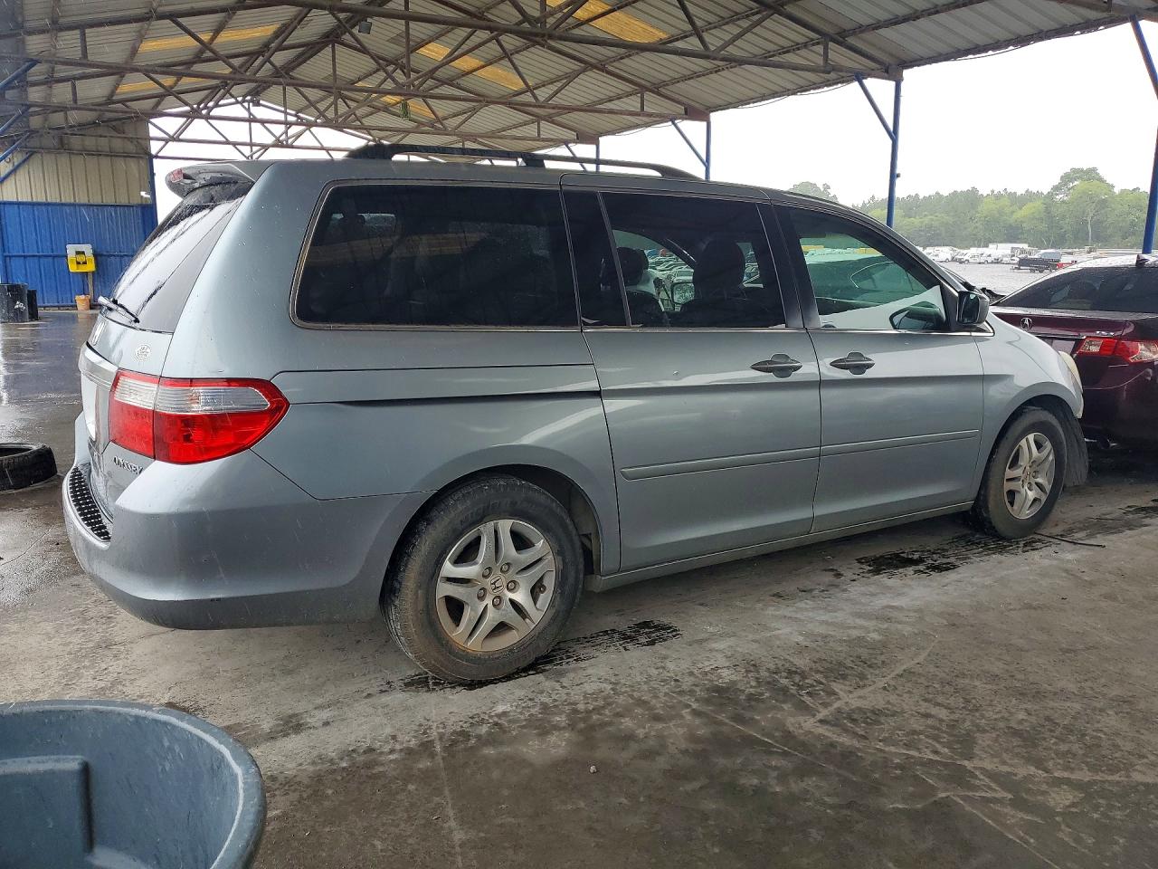 2005 Honda Oddyssey Blue vin: 5FNRL38605B128658