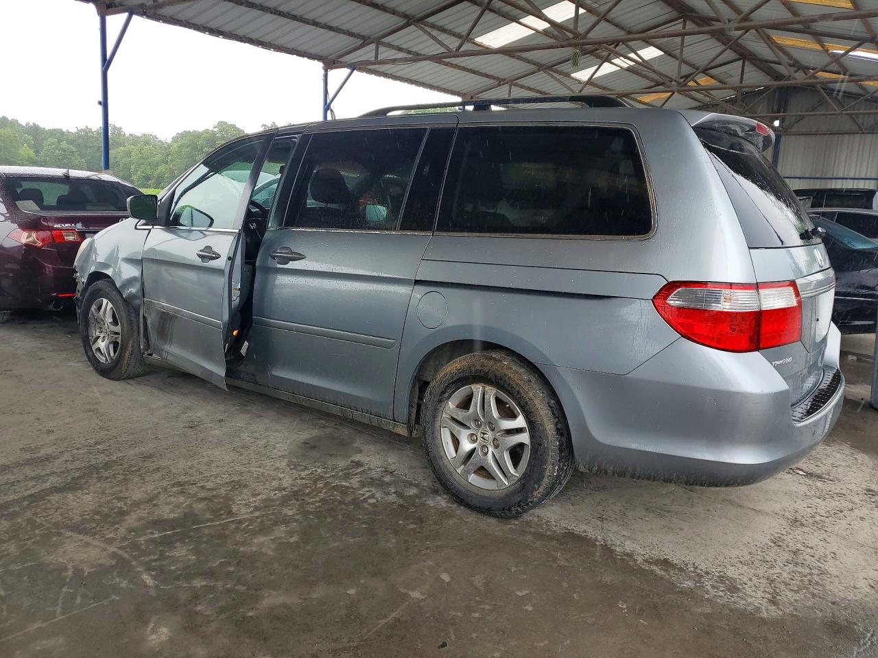 2005 Honda Oddyssey Blue vin: 5FNRL38605B128658