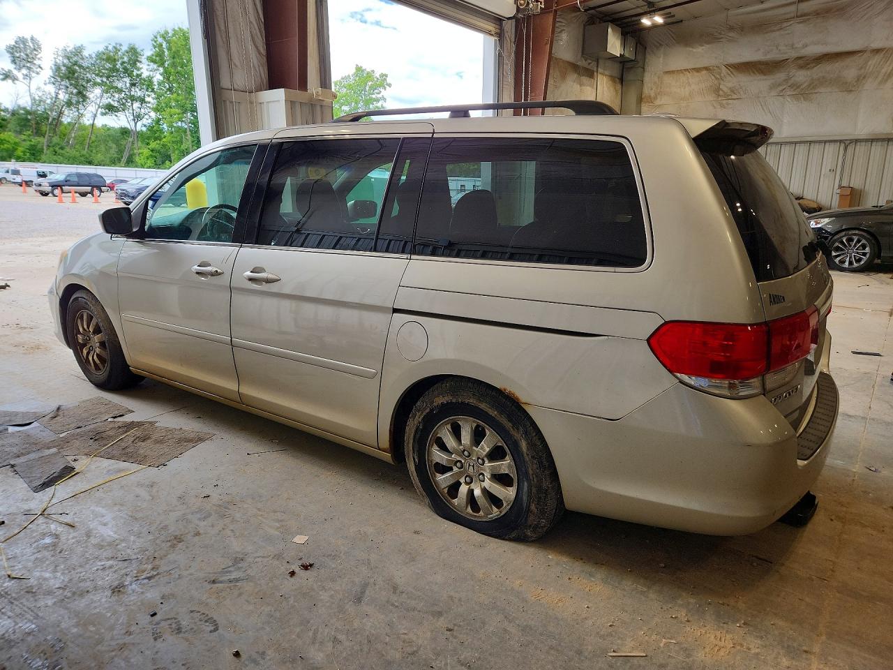 2008 Honda Odyssey Exl Silver vin: 5FNRL38608B402557