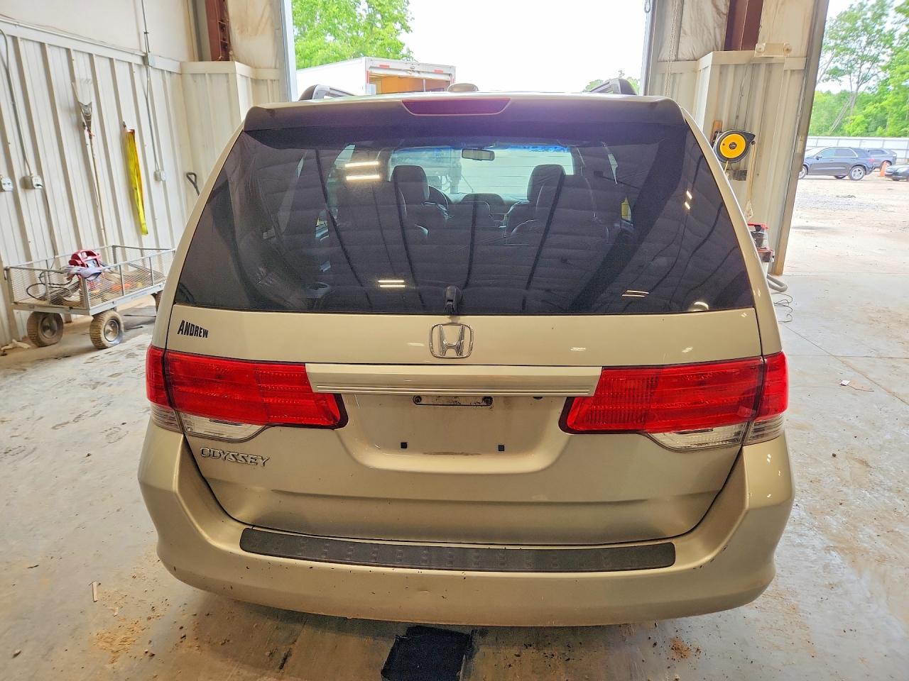 2008 Honda Odyssey Exl Silver vin: 5FNRL38608B402557