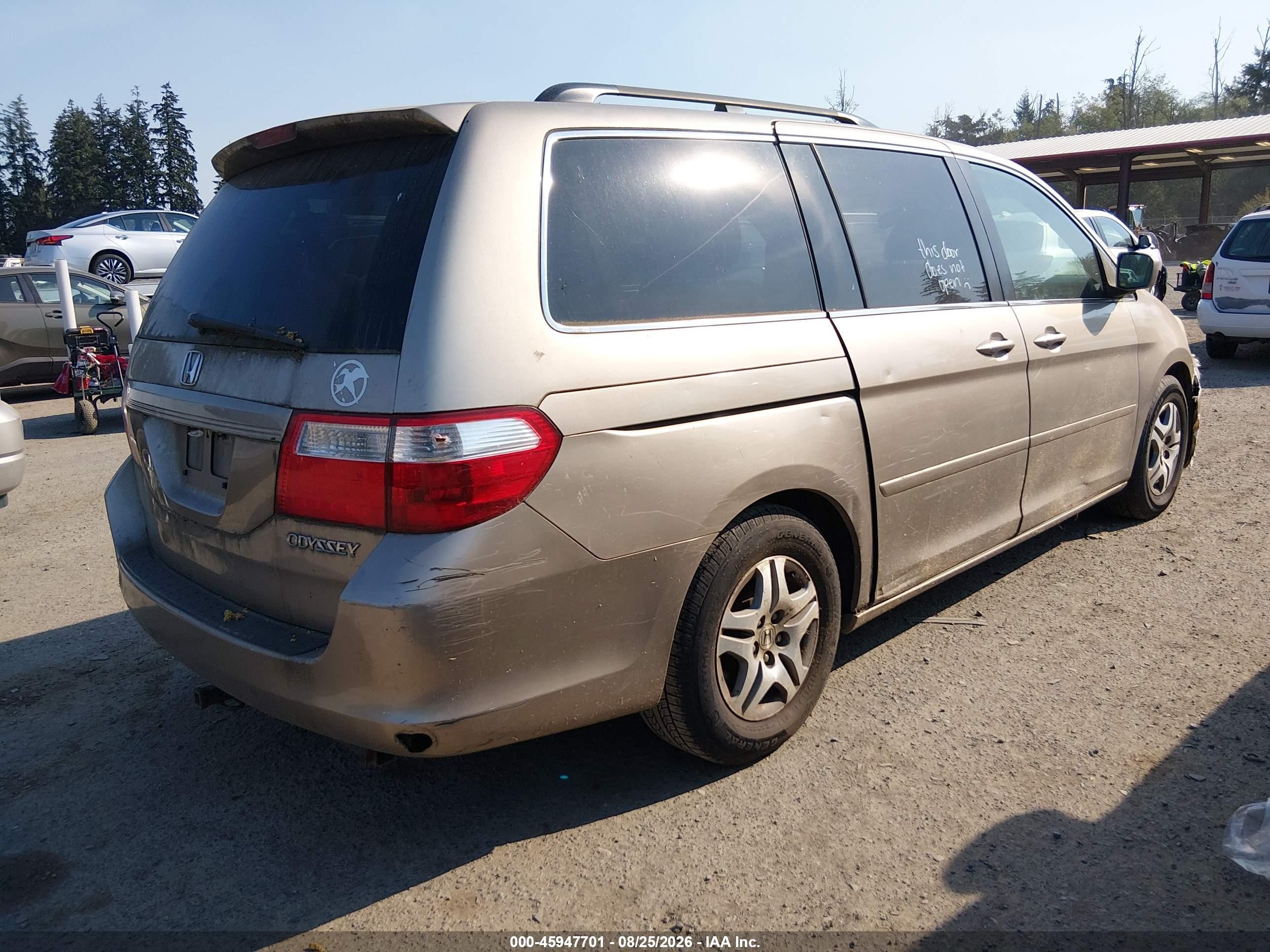 2005 Honda Odyssey Ex-l Gold vin: 5FNRL38615B421937