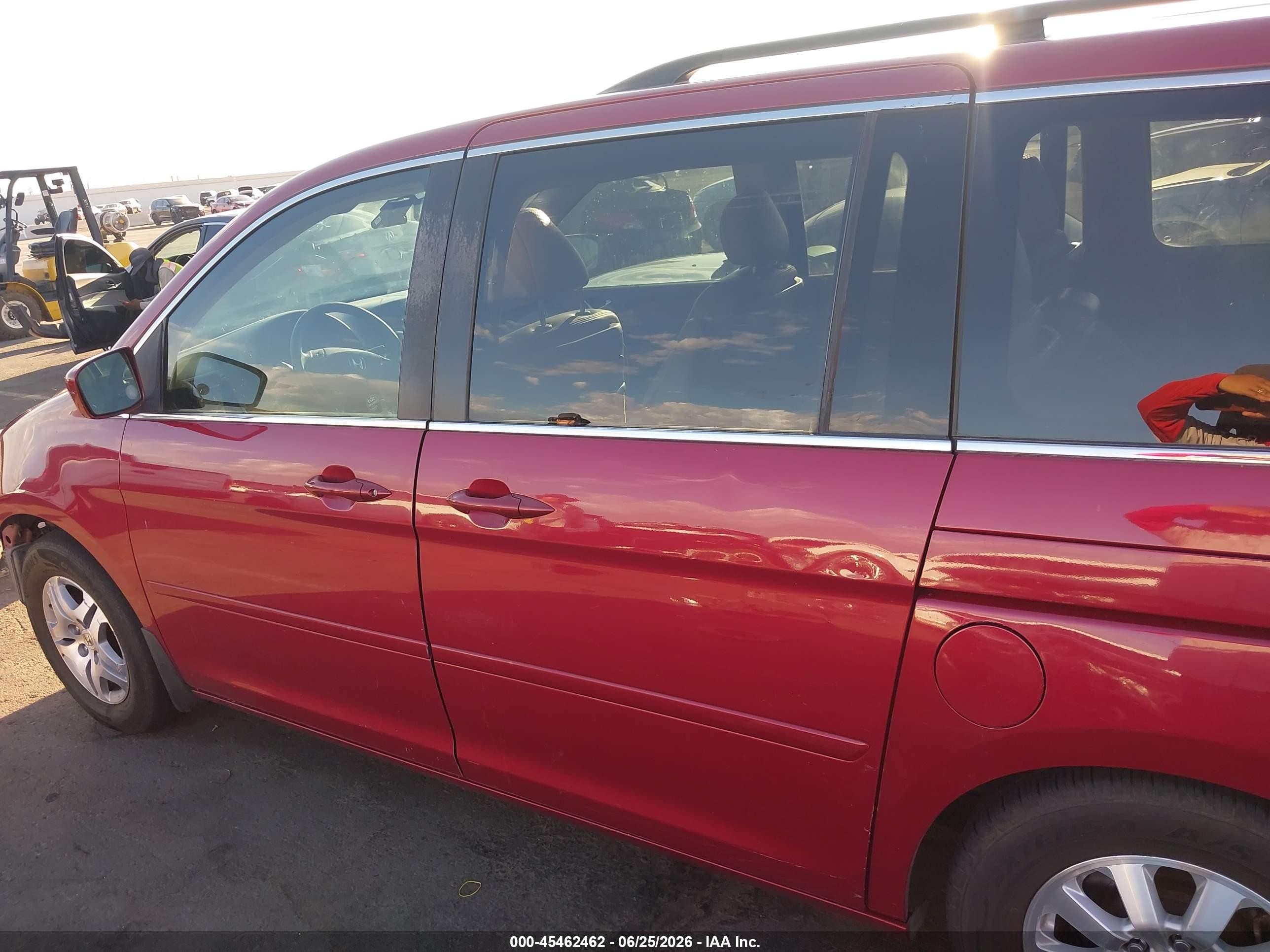 2006 Honda Odyssey Ex-l Red vin: 5FNRL38616B400572