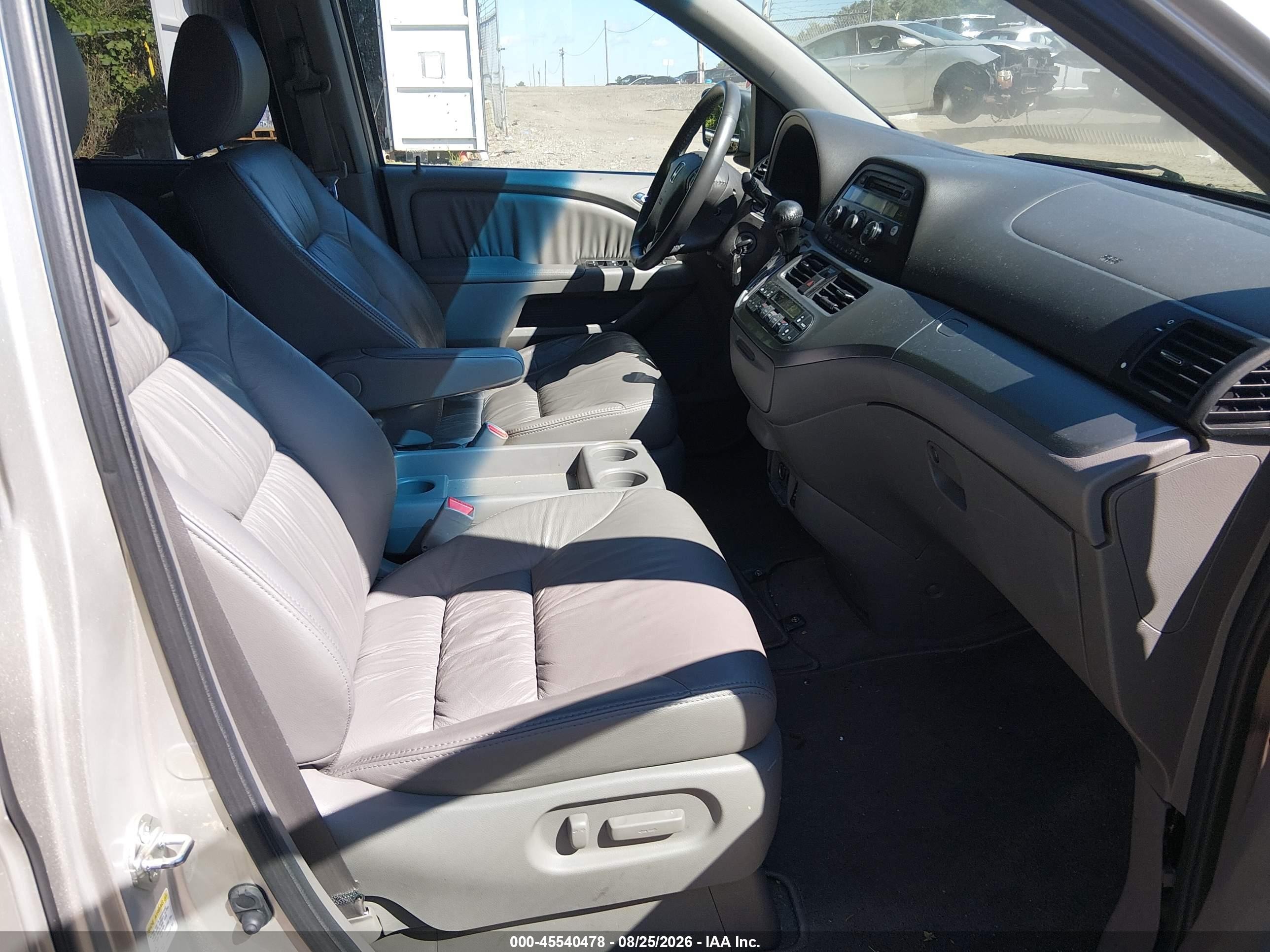 2009 Honda Odyssey Ex-l Silver vin: 5FNRL38619B046895