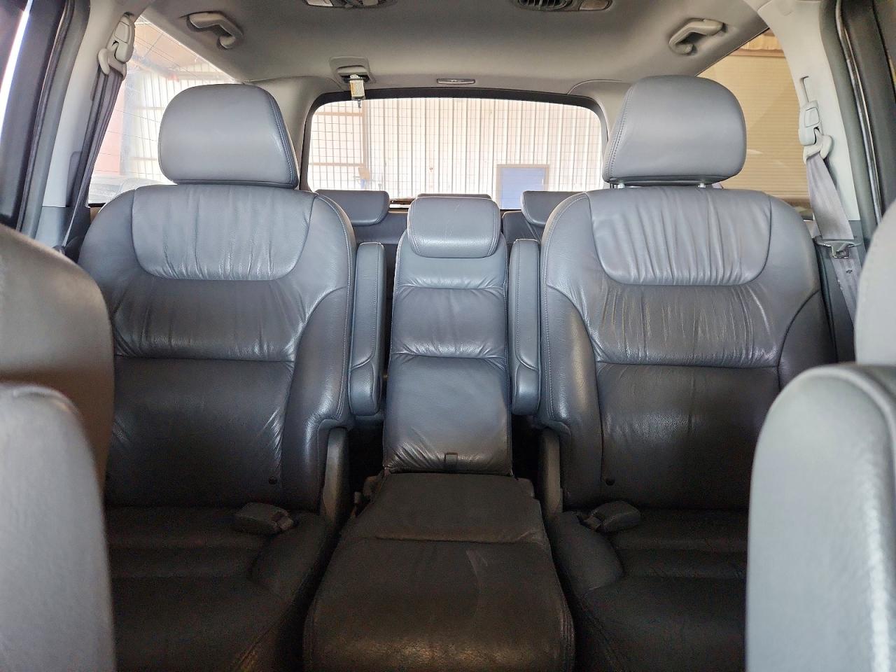 2005 Honda Odyssey Exl Silver vin: 5FNRL38625B027847