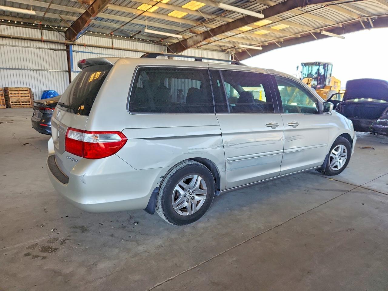 2005 Honda Odyssey Exl Silver vin: 5FNRL38625B027847