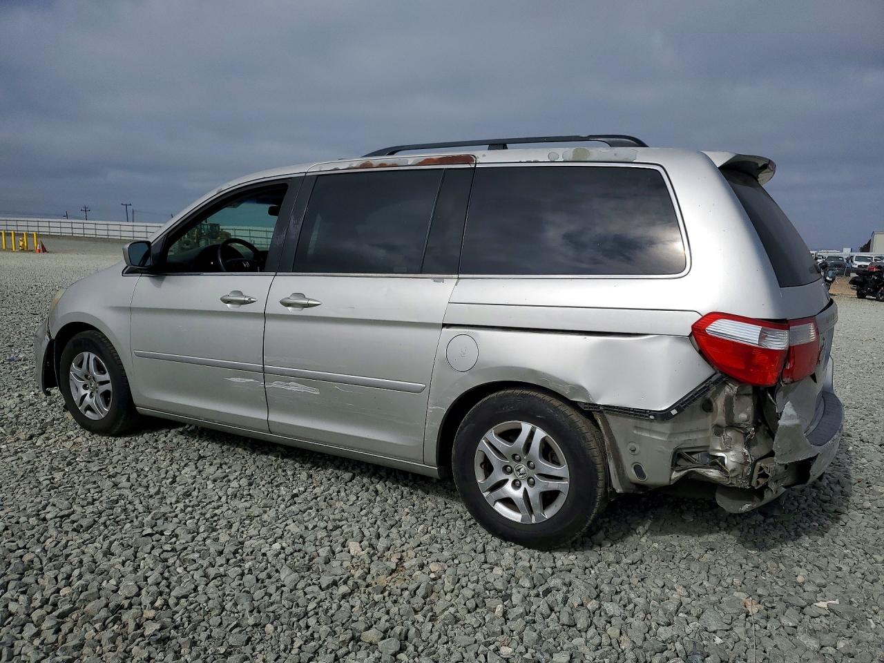 2005 Honda Odyssey Exl Серебряный vin: 5FNRL38625B110064